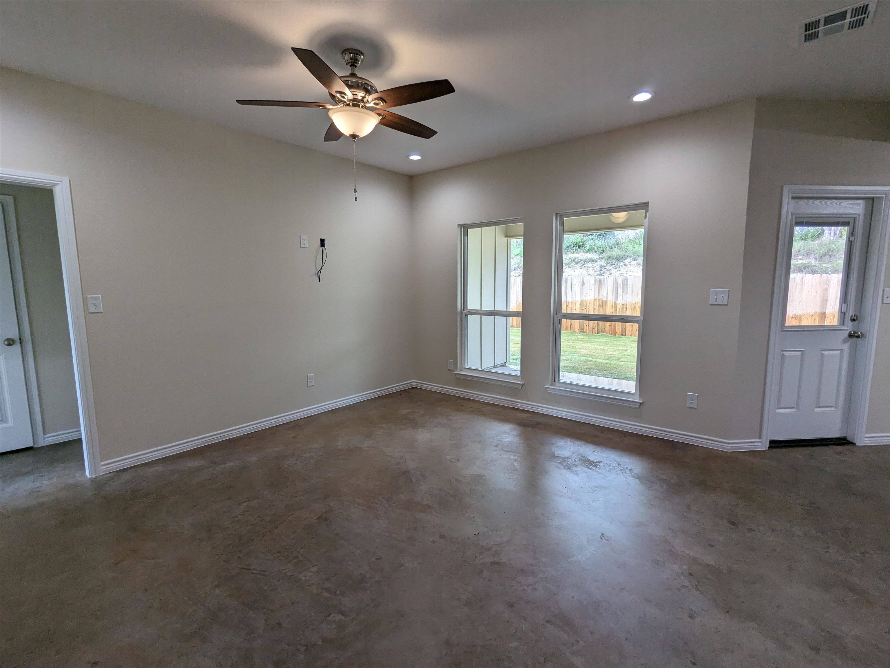 Lampasas, TX 76550,1076 Fieldstone Dr