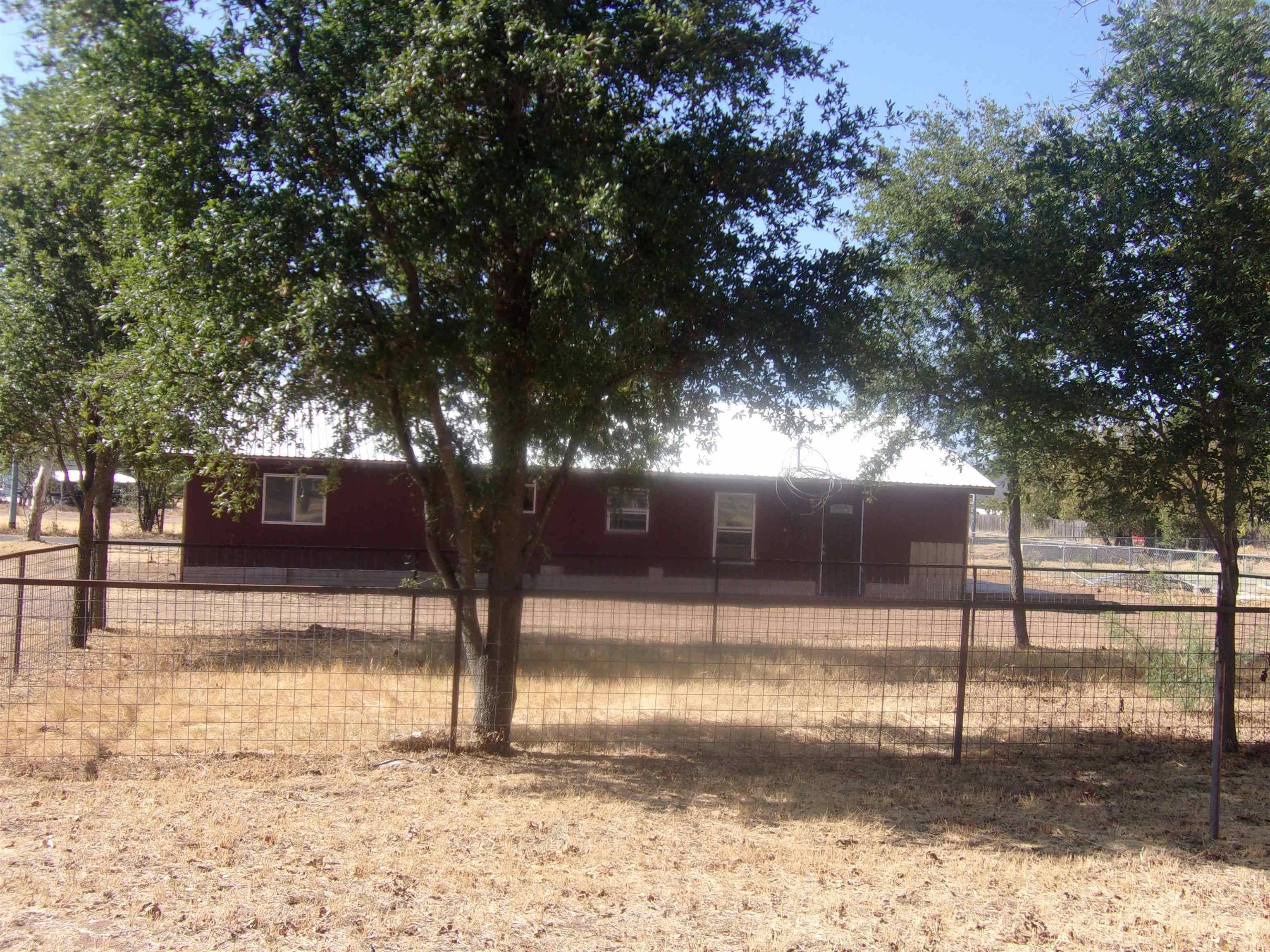 Llano, TX 78643,1205 E GREEN