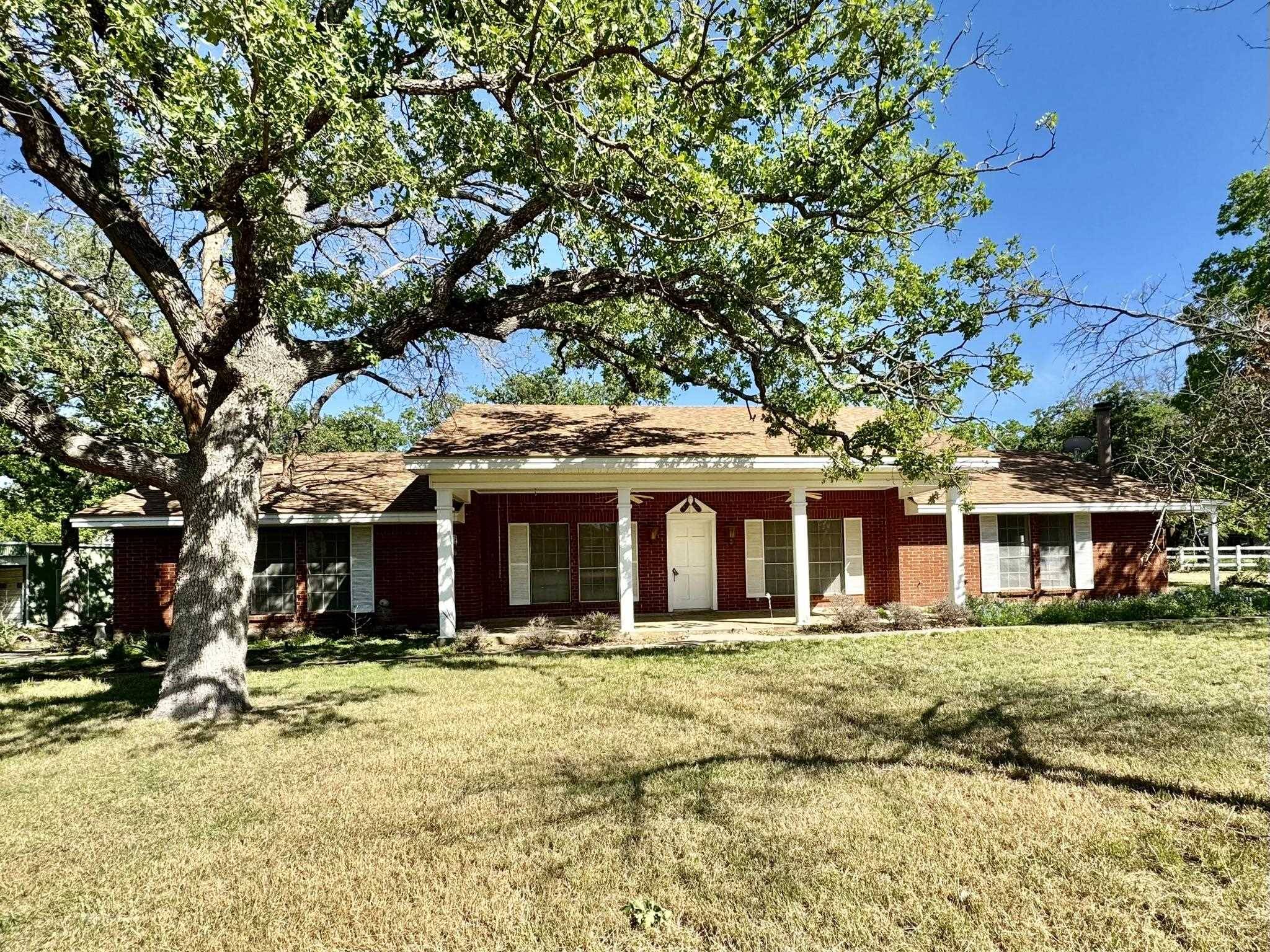 Burnet, TX 78611,601 S Chaparral