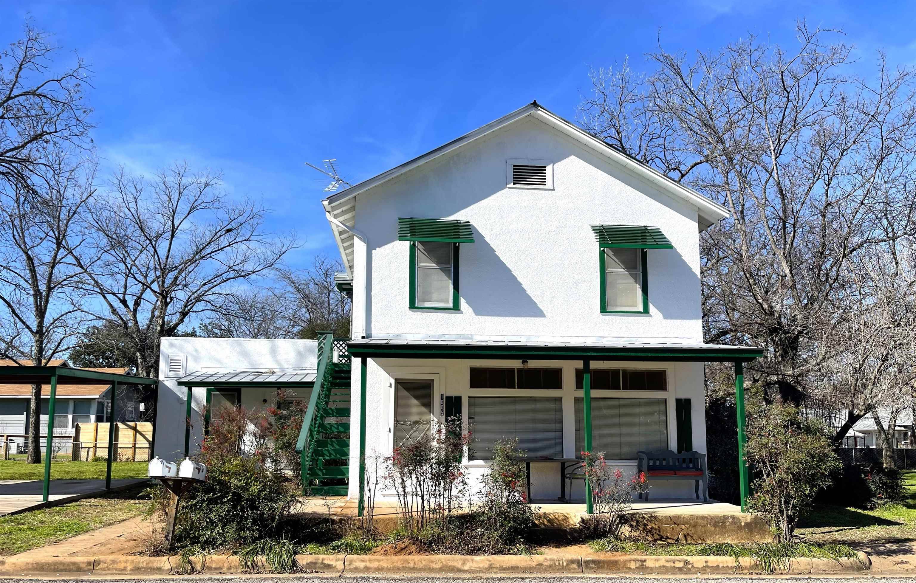 Llano, TX 78643-0000,1005 Bayley