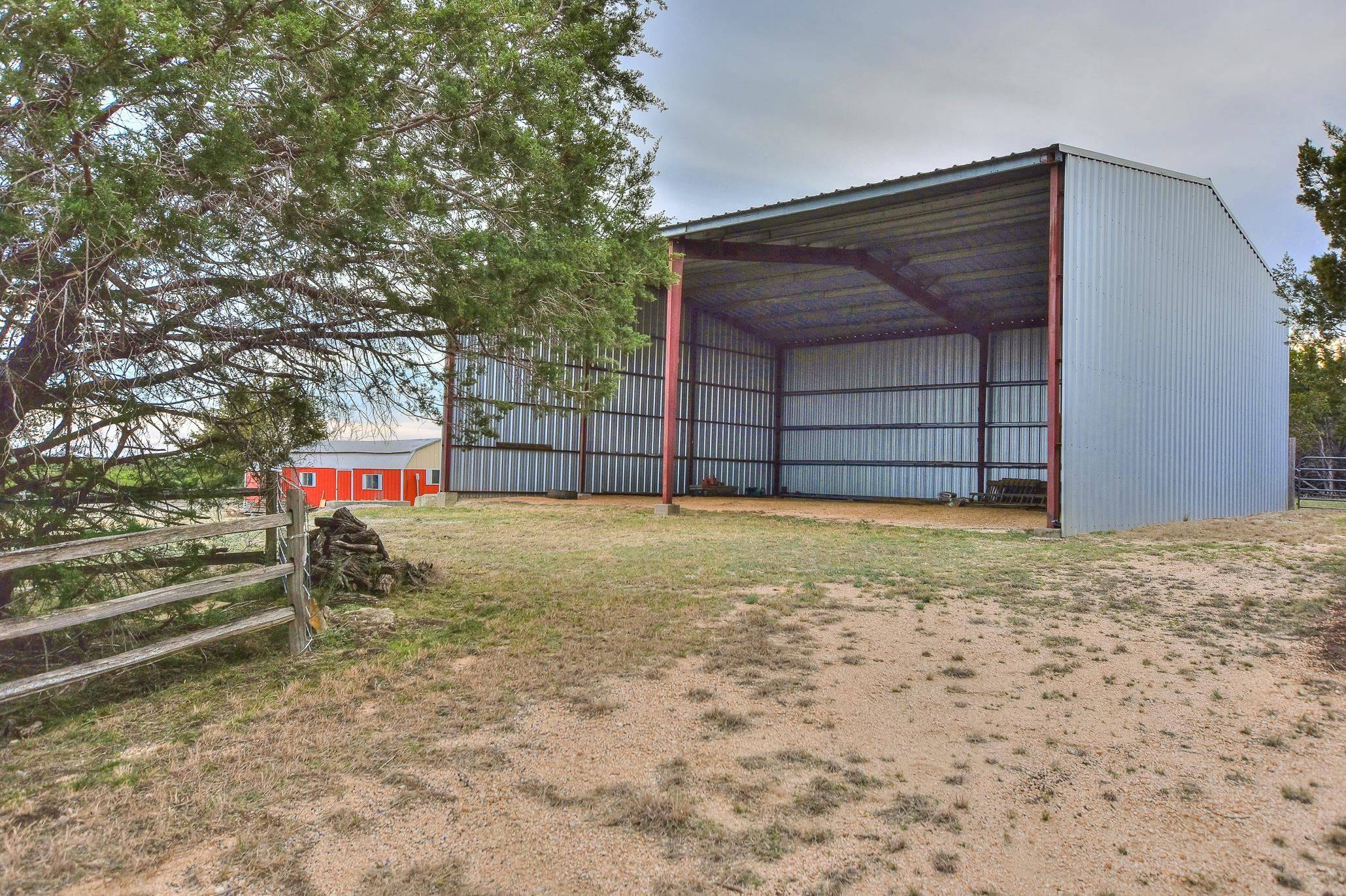 Lampasas, TX 76550,3303 County Road 206 DR