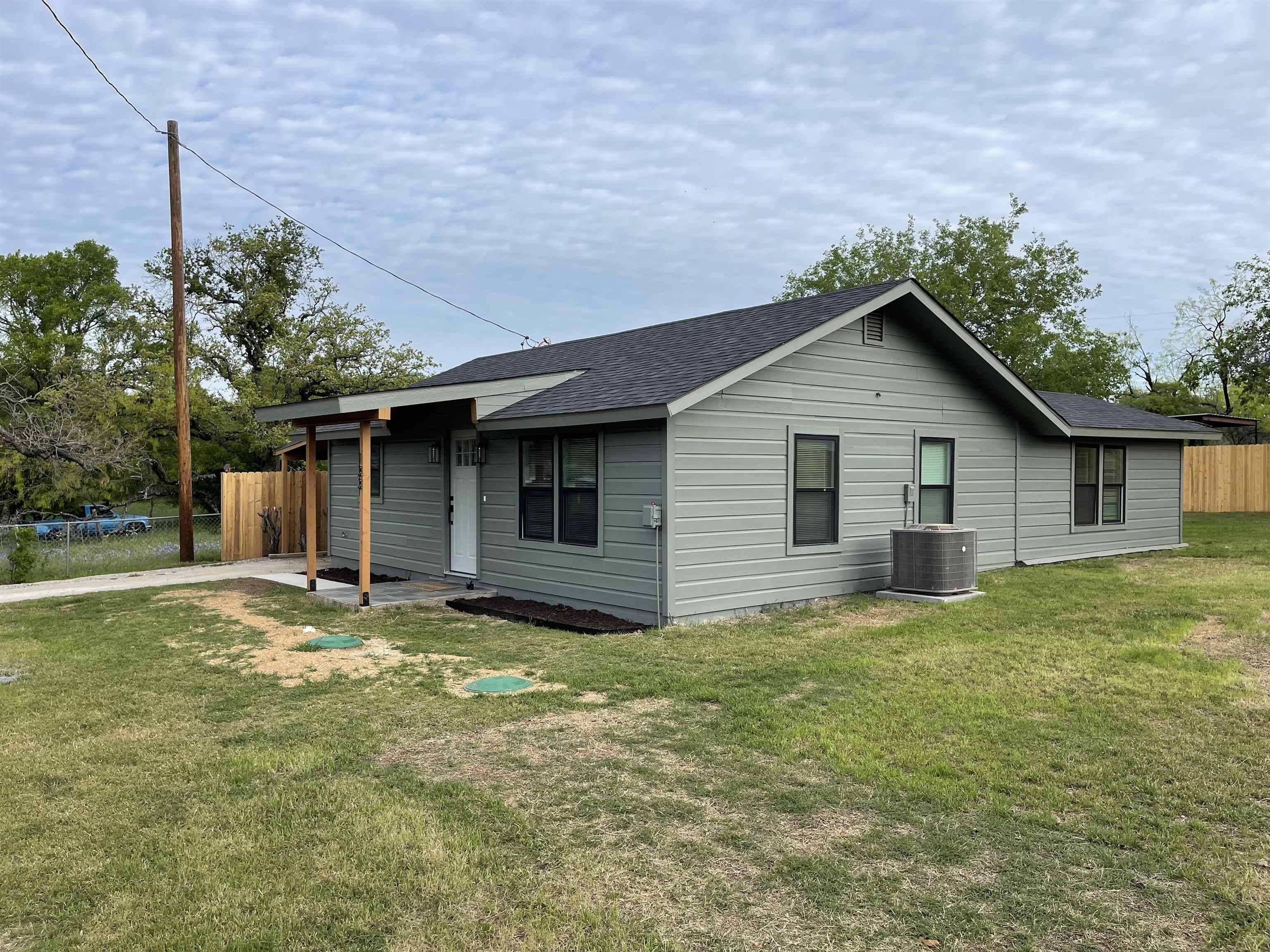 Granite Shoals, TX 78654,133 E Bluebriar ST