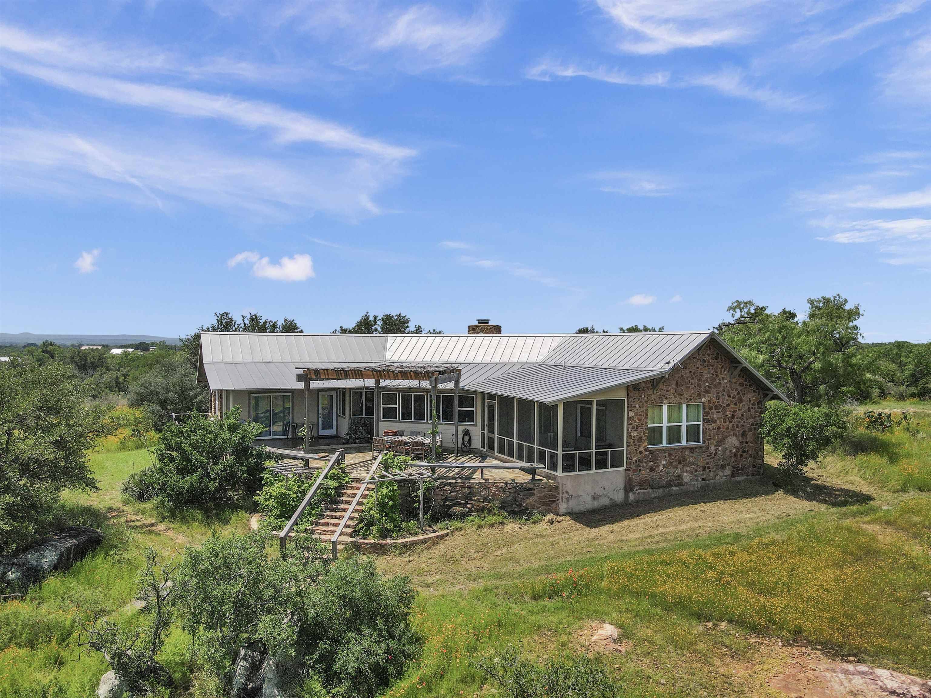 Llano, TX 78643-1991,113 Oak Mountain CIR