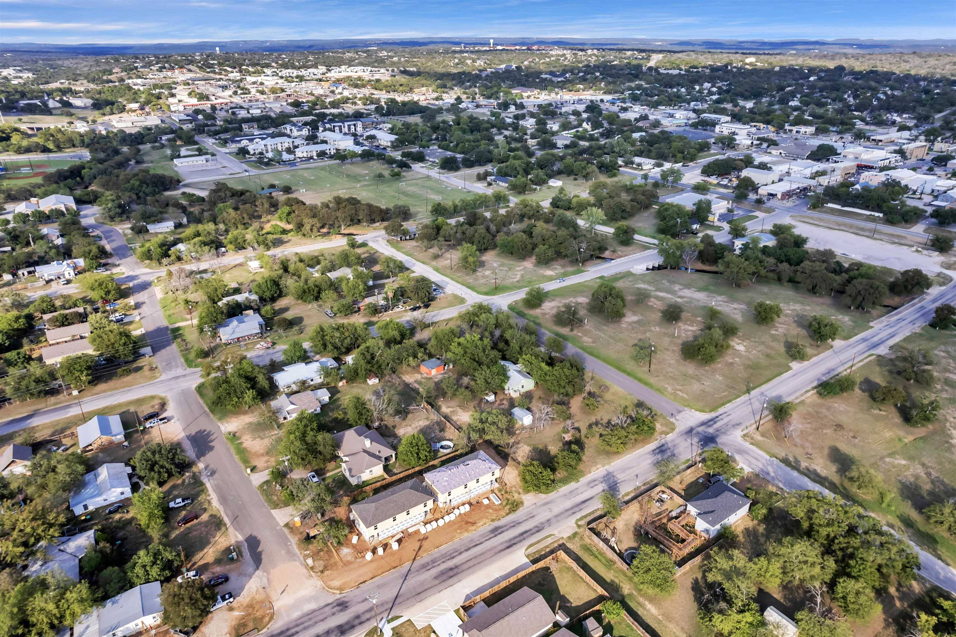 Marble Falls, TX 78654-0000,1207-1209 Second ST