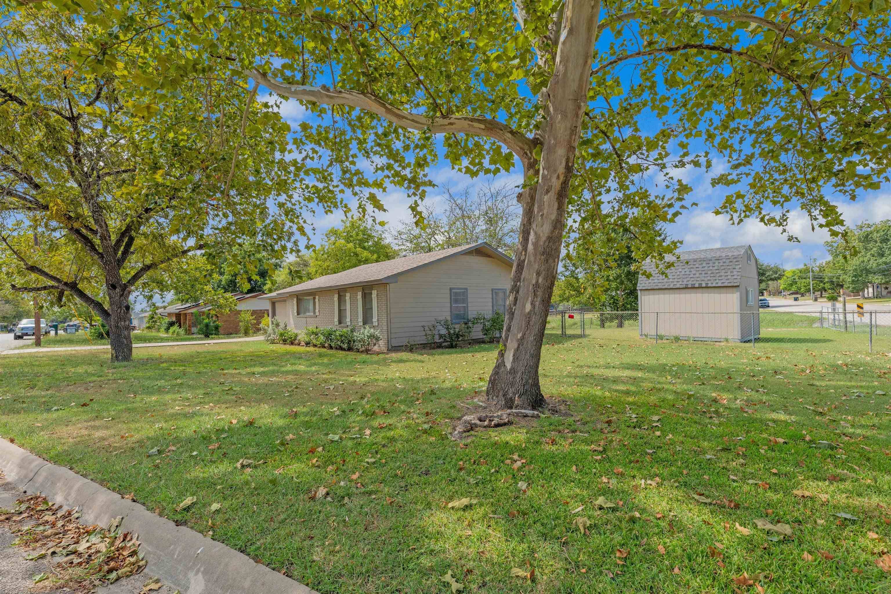 Burnet, TX 78611,314 Julie ST