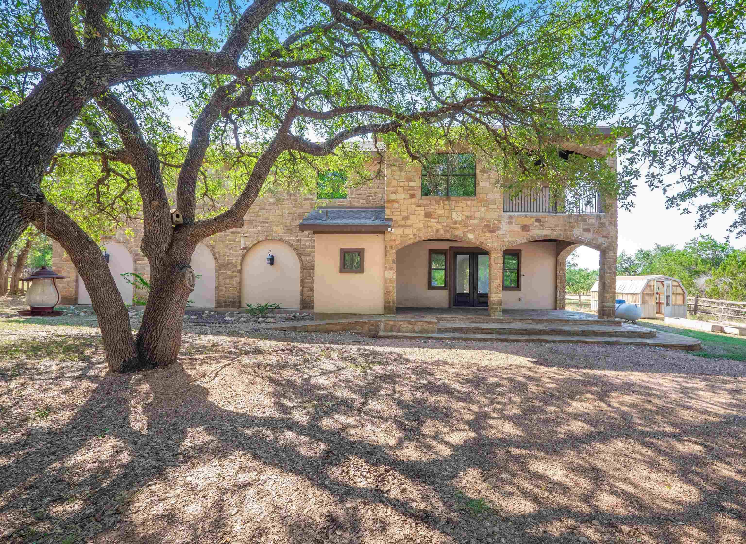 Horseshoe Bay, TX 78657,600 Twisted Oaks DR