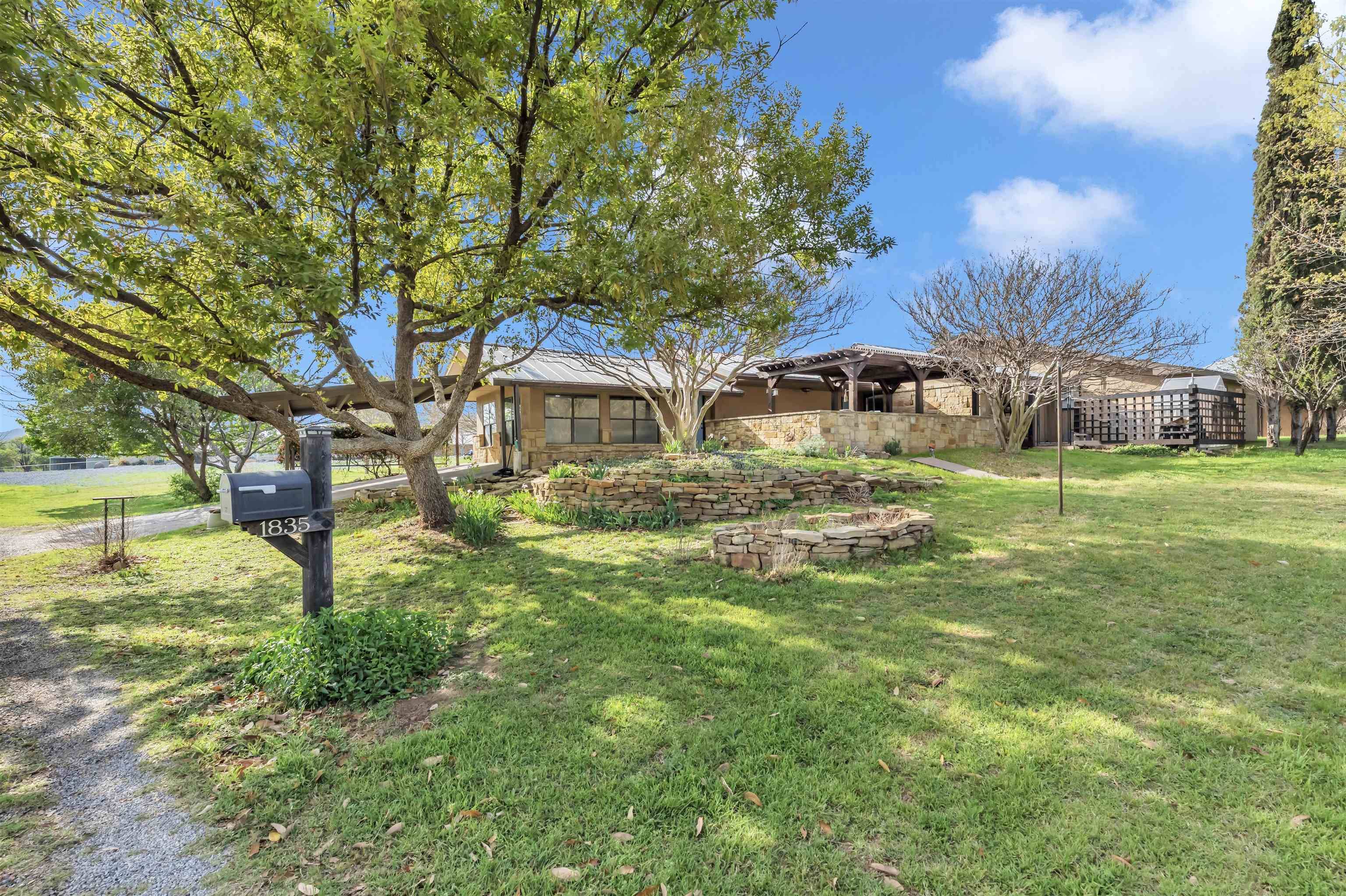 Kingsland, TX 78639,1835 Lantana LN