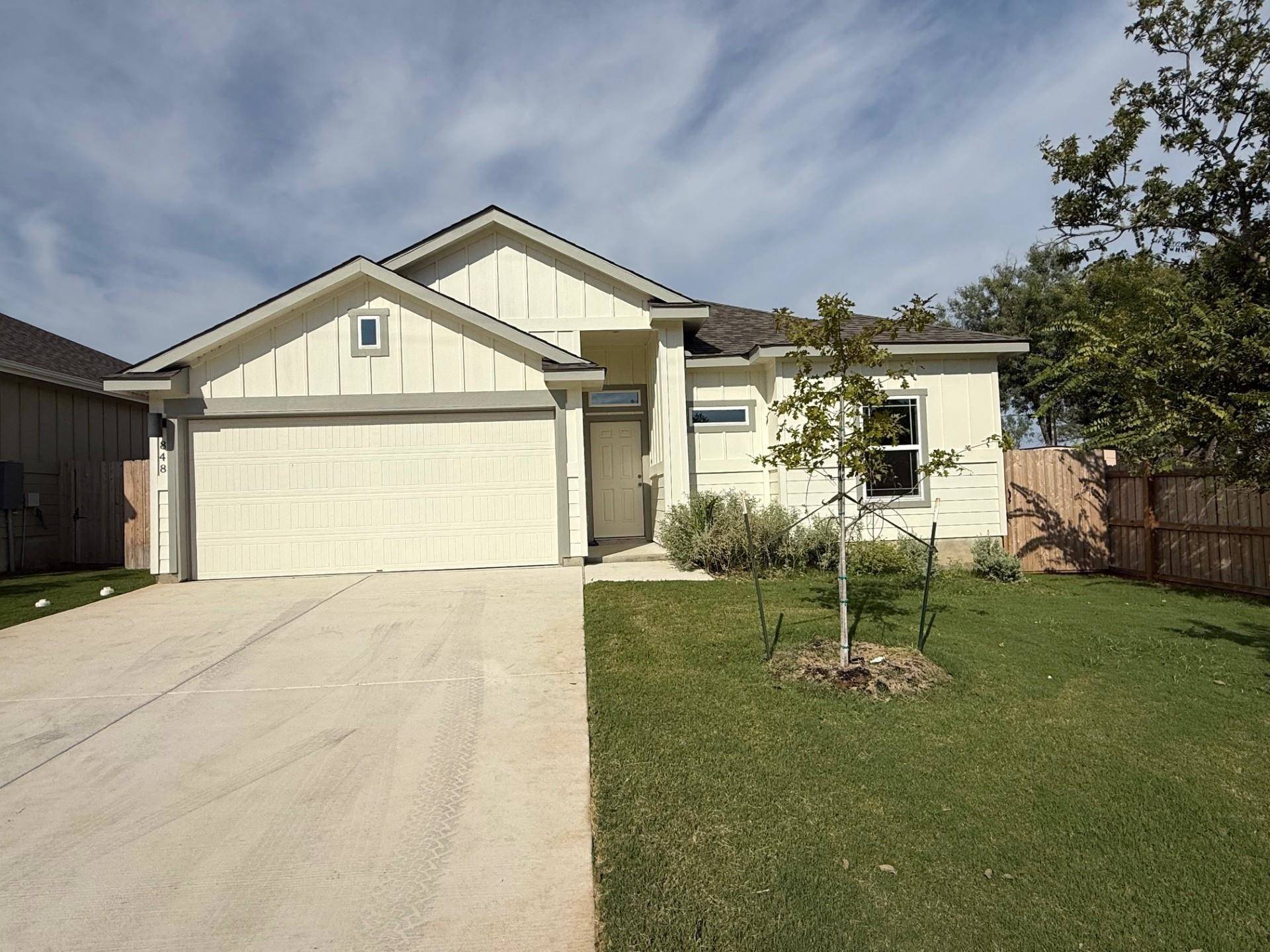 Cottonwood Shores, TX 78657,848 Driftwood LN