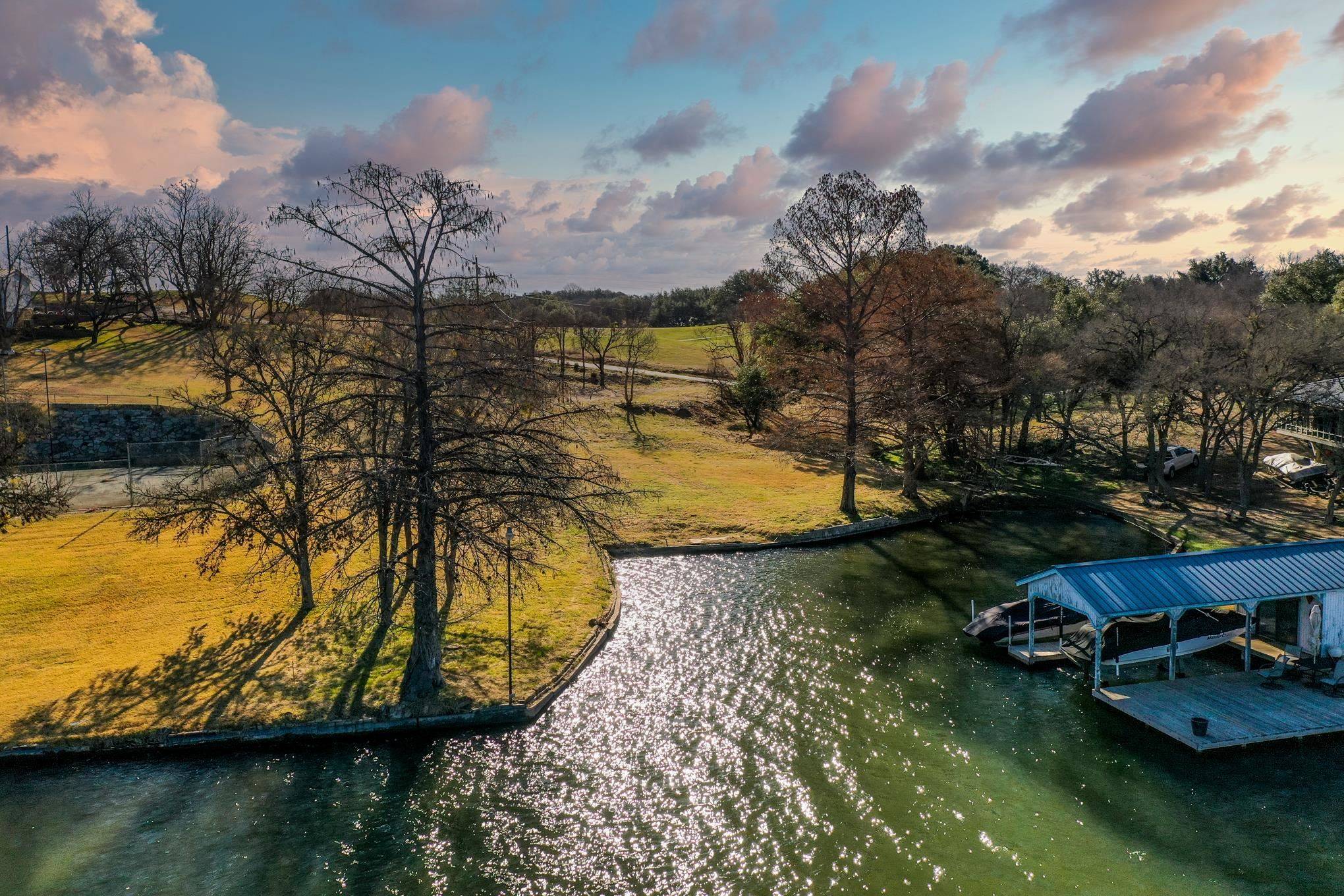 Horseshoe Bay, TX 78657-0000,2908 - 2910 Pack Saddle DR