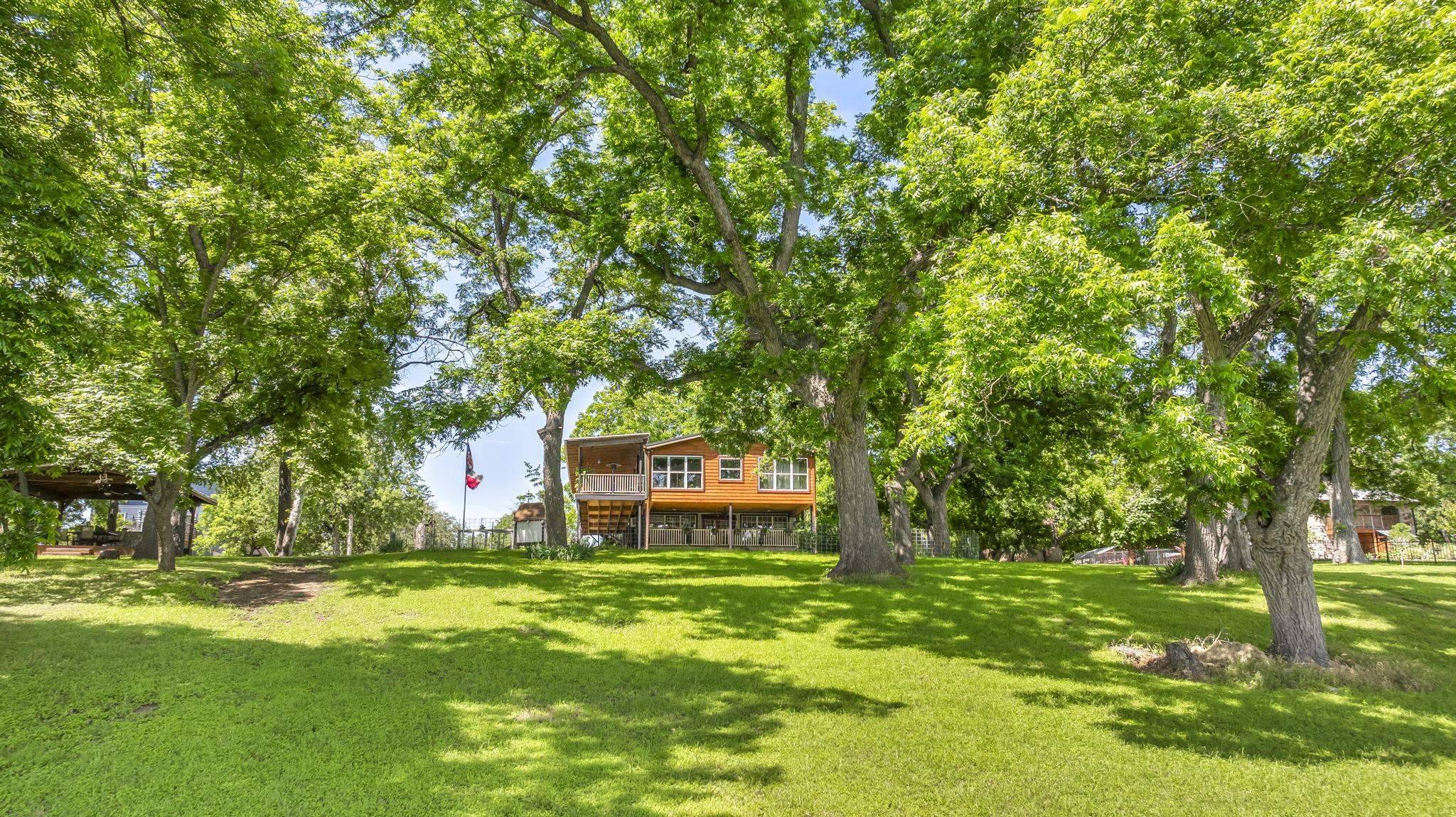 Cottonwood Shores, TX 78657,3715 Lakeview Dr