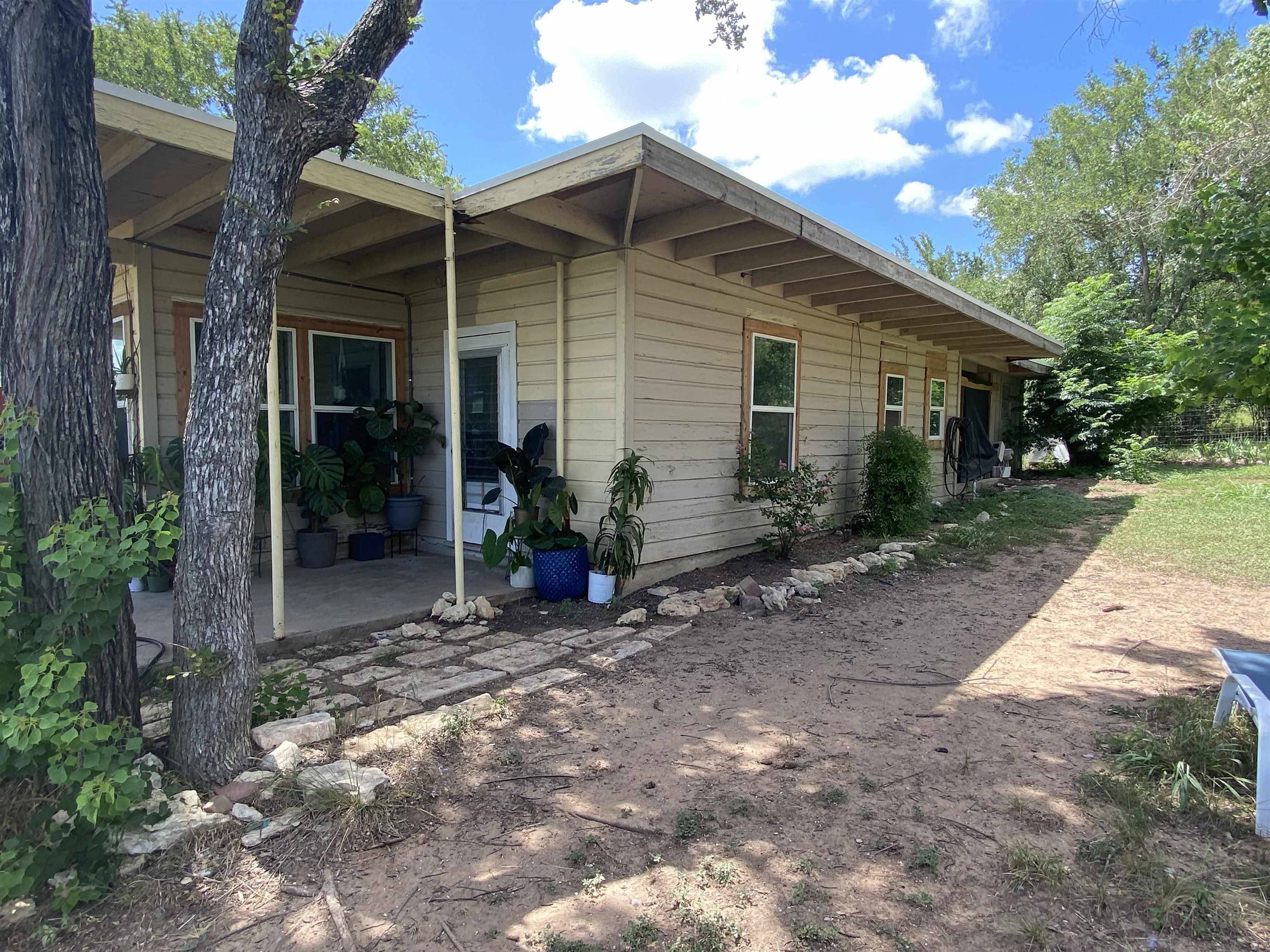 Cottonwood Shores, TX 78657,5003 Hwy 2147
