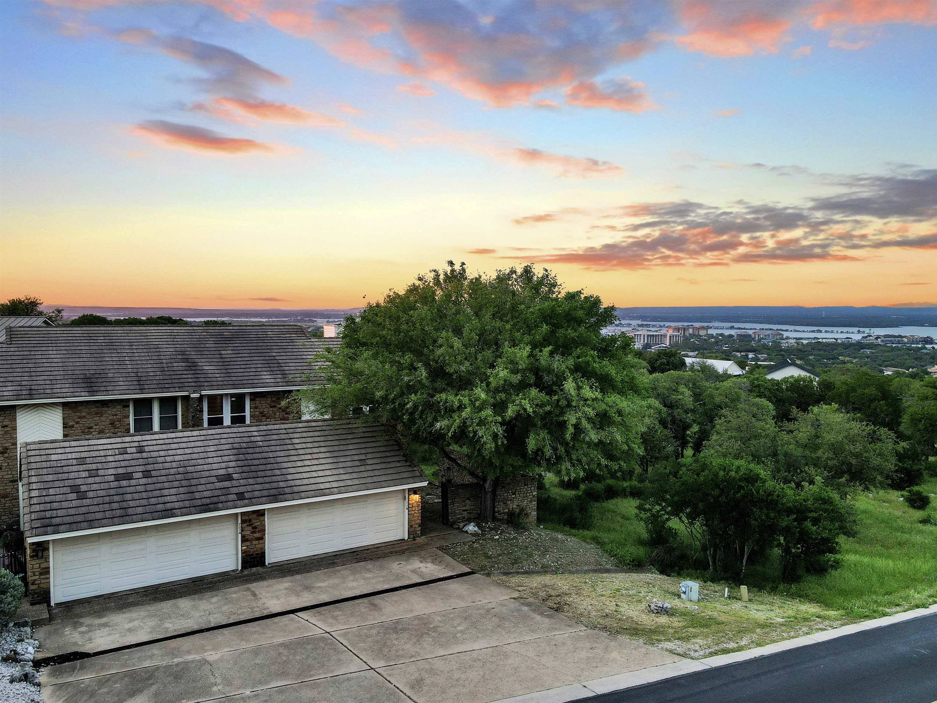 Horseshoe Bay, TX 78657,Clayton Nolen 704 Unit A