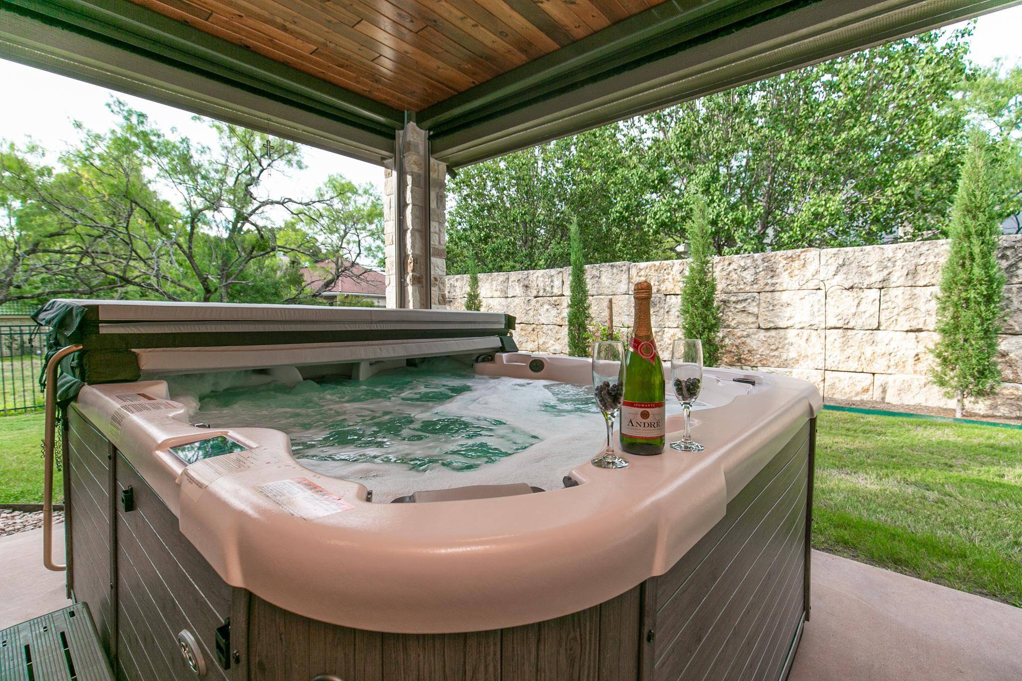Horseshoe Bay, TX 78657-0000,311 Sombrero