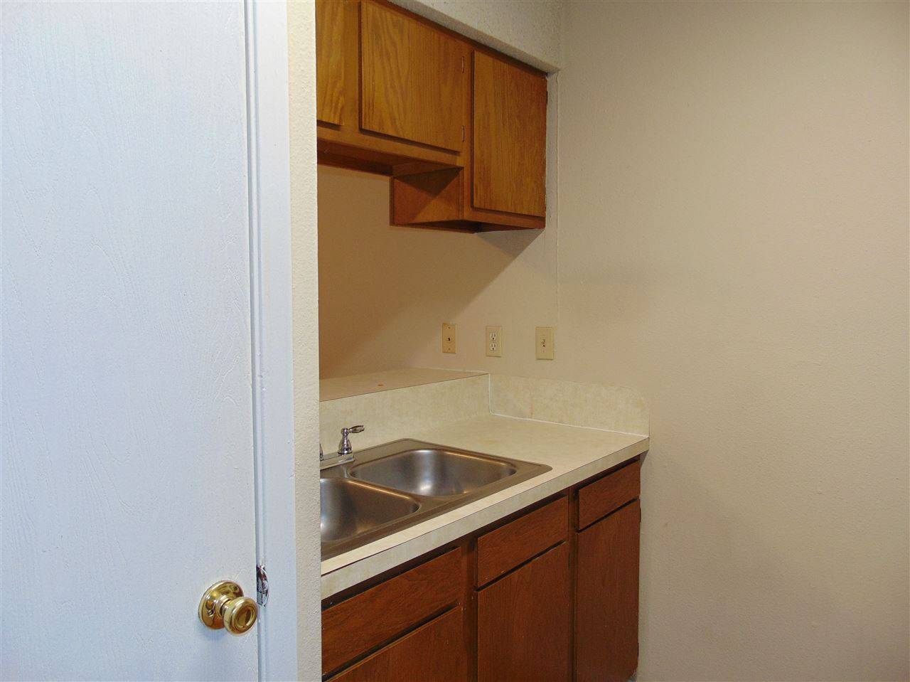 Marble Falls, TX 78654,1112 Ninth Street