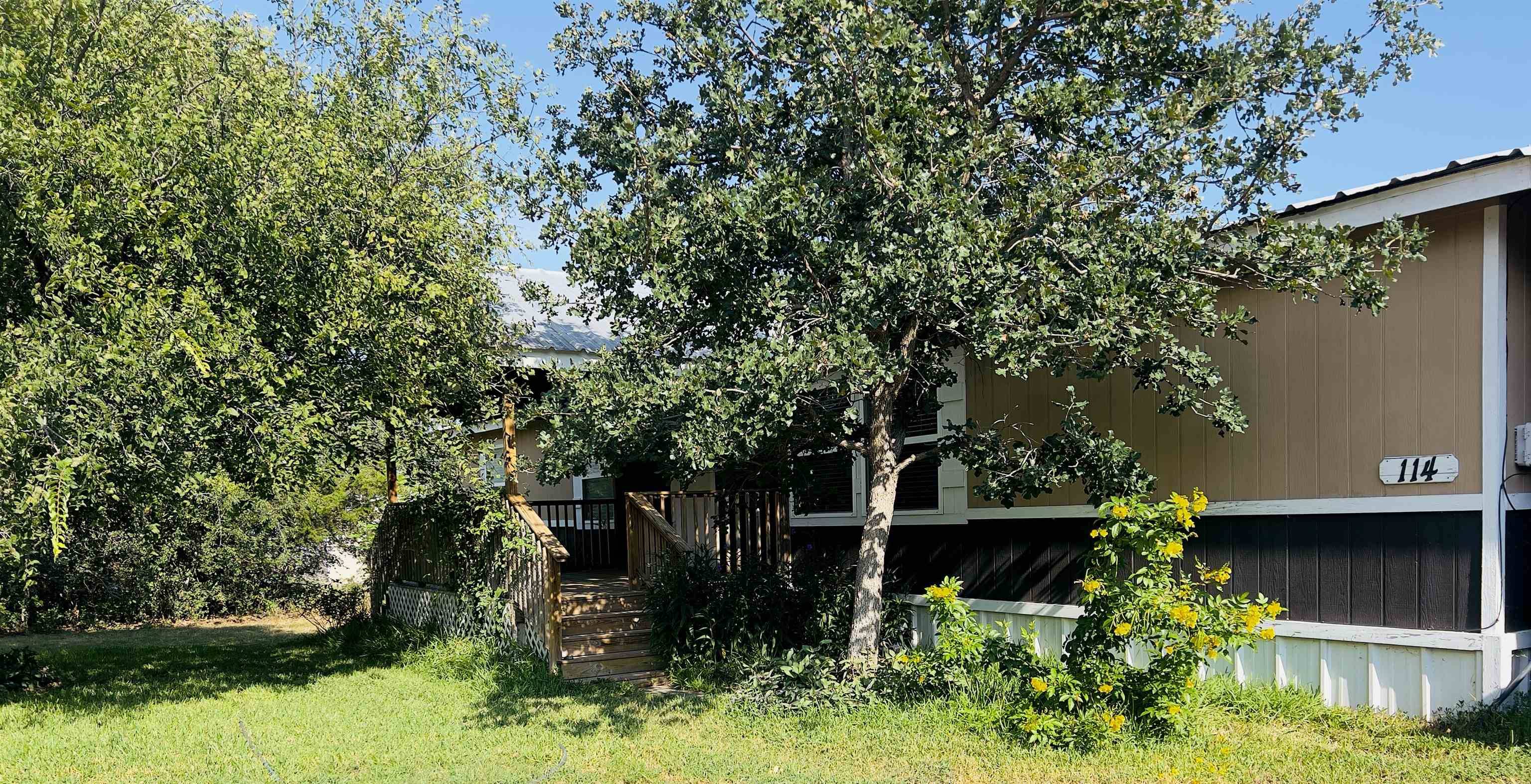 Kingsland, TX 78639,114 Lovers Lane