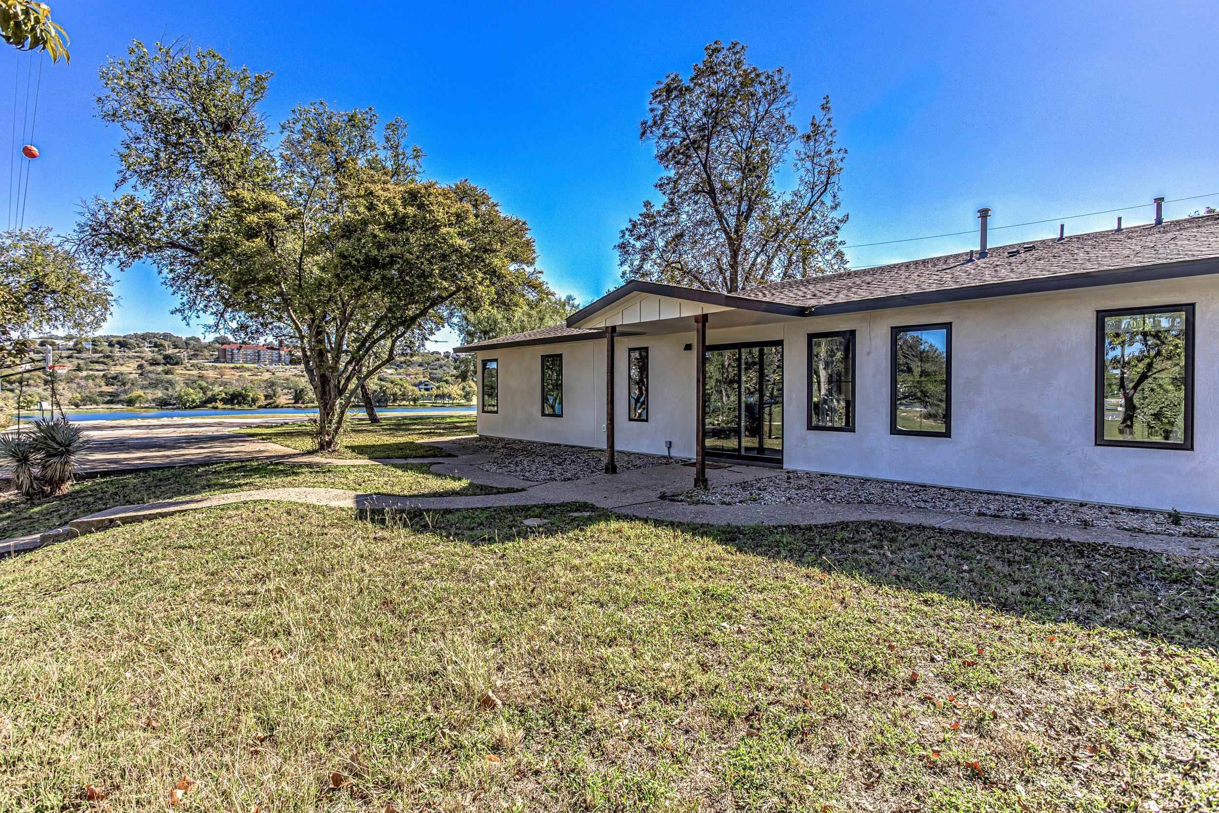 Marble Falls, TX 78654,500 Lakeshore DR