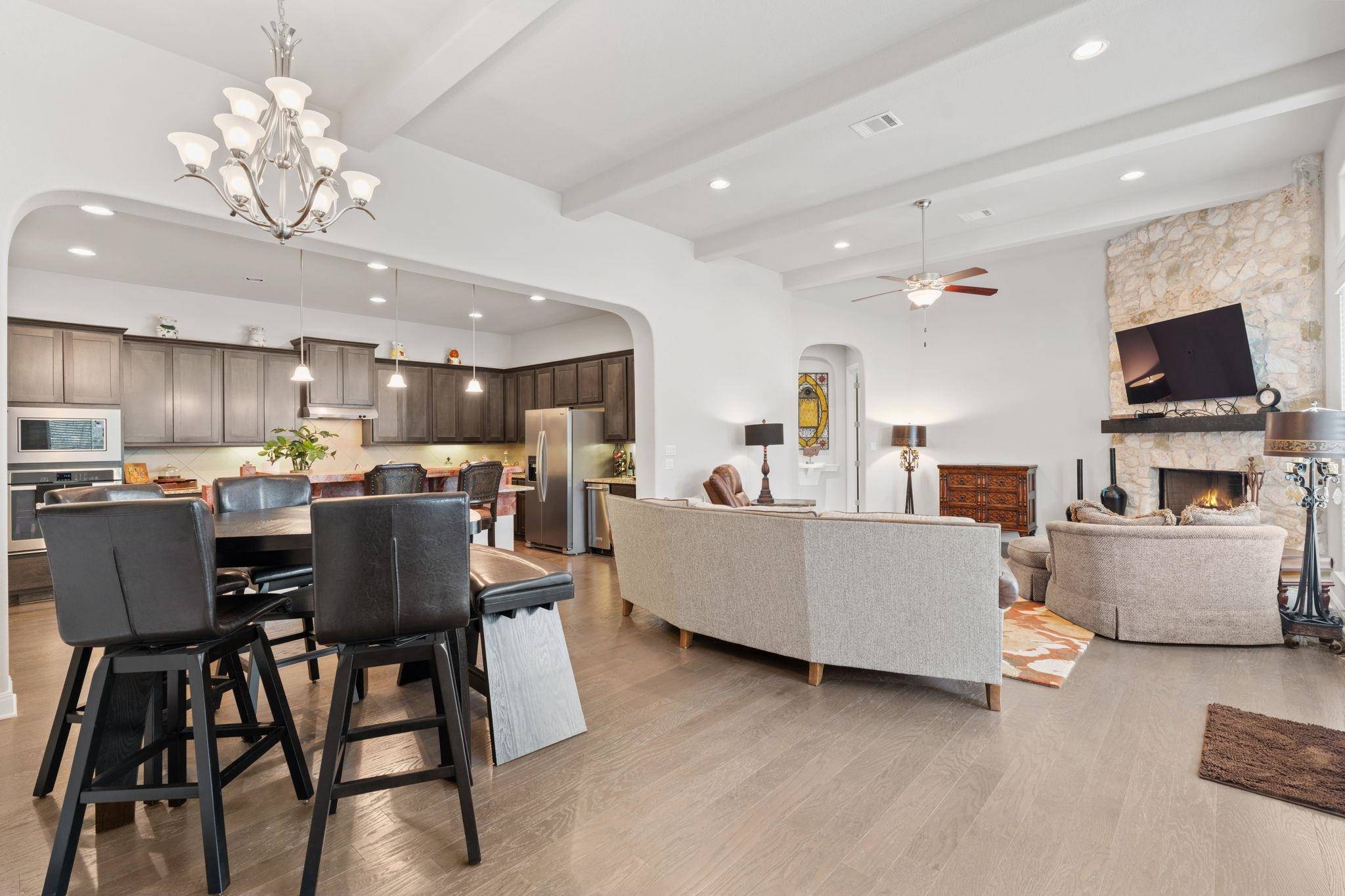 Horseshoe Bay, TX 78657,106 Gemstone