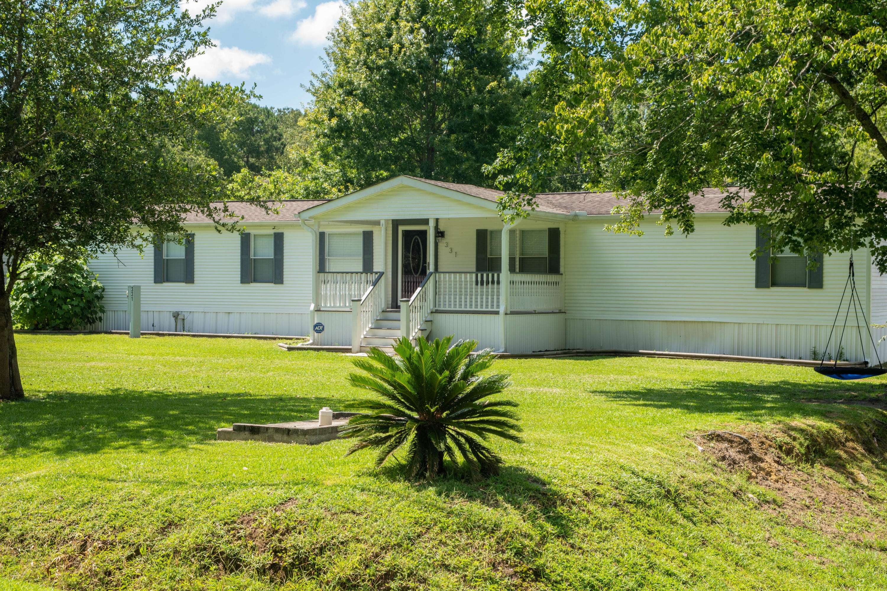 Summerville, SC 29483,331 Twin Lakes Dr