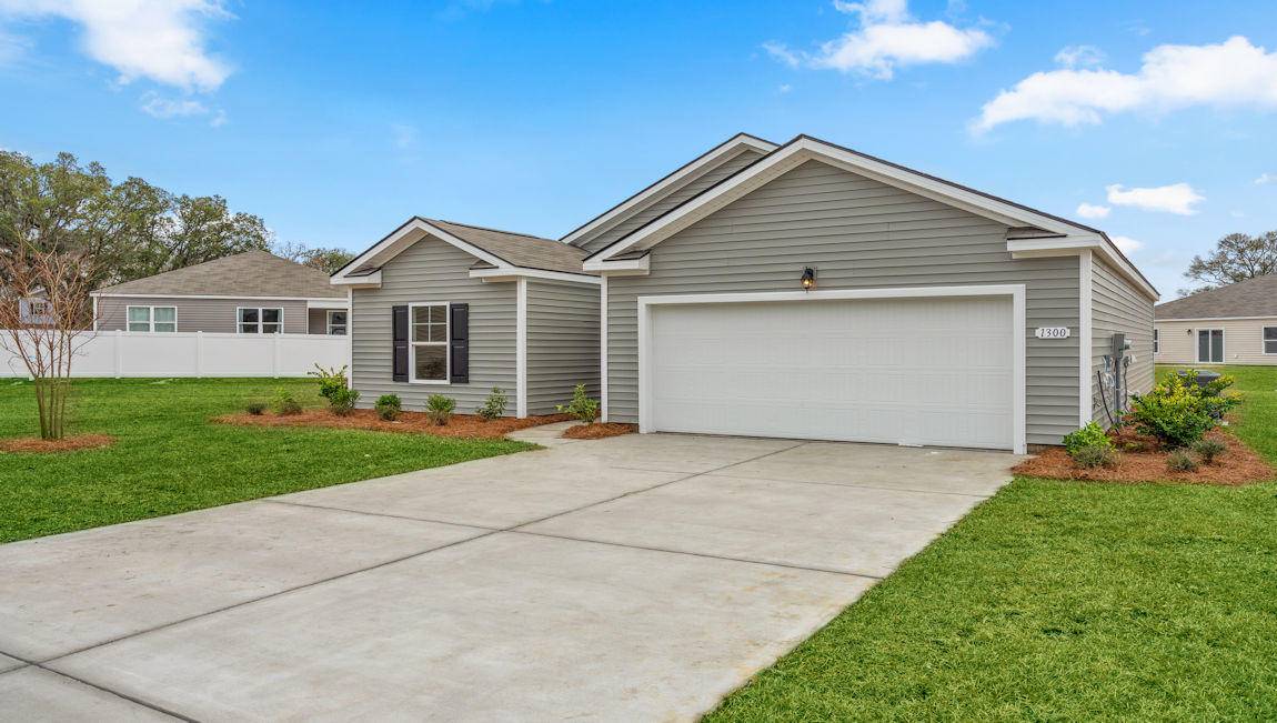 Summerville, SC 29483,121 Lagoona Dr