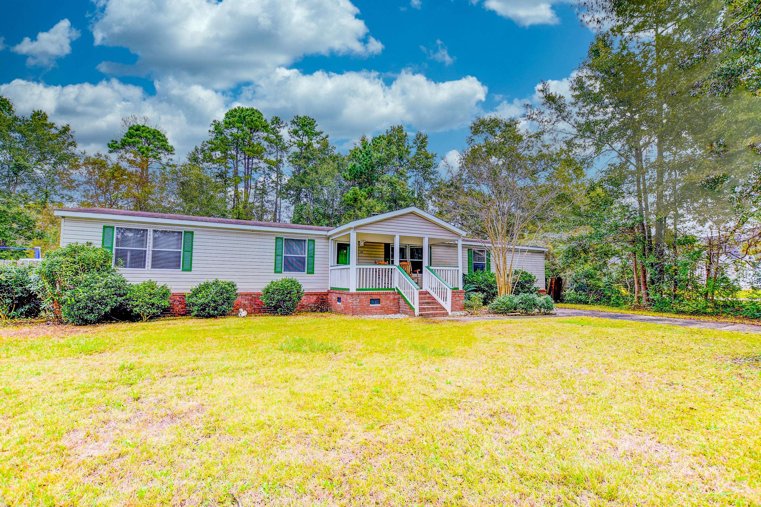 Summerville, SC 29483,123 Colkitt St