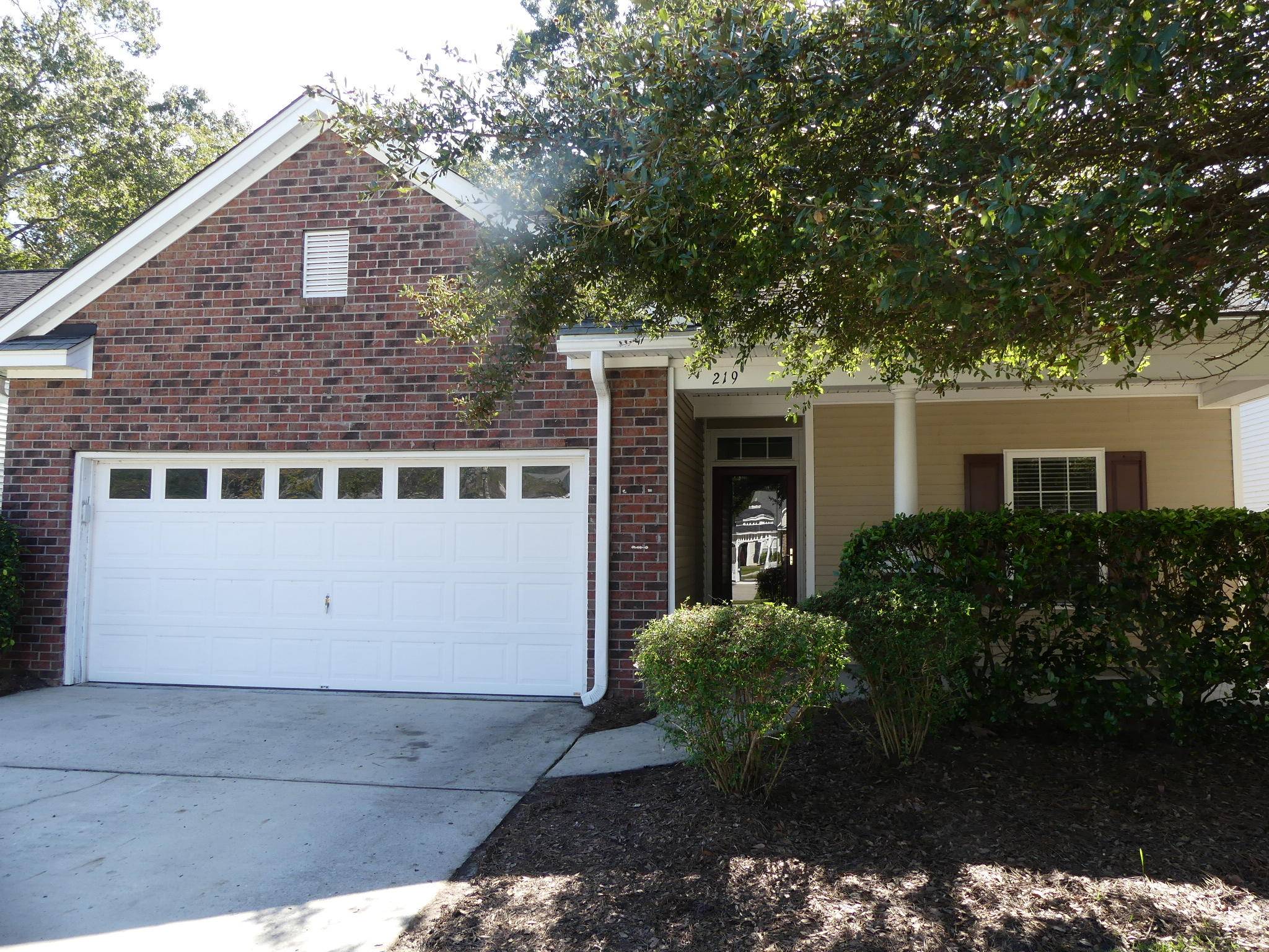 Summerville, SC 29485,219 Garden Grove Dr