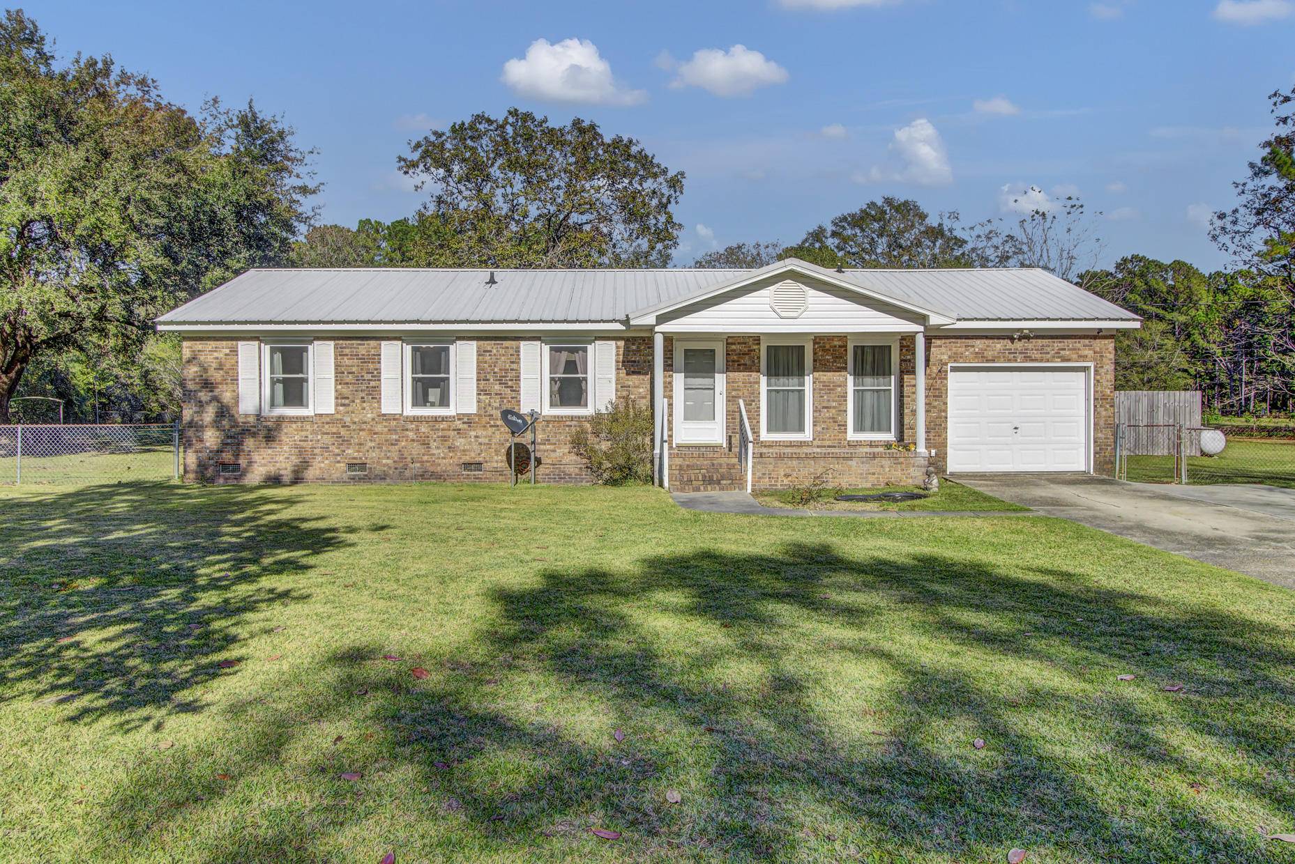 Moncks Corner, SC 29461,214 Cornet St