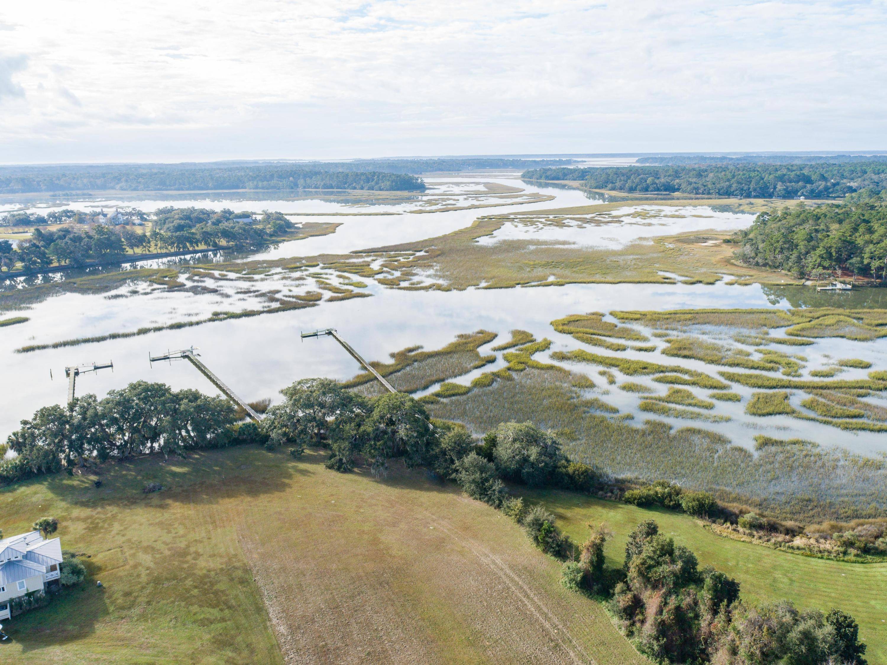 Wadmalaw Island, SC 29487,6001 Selkirk Plantation Rd