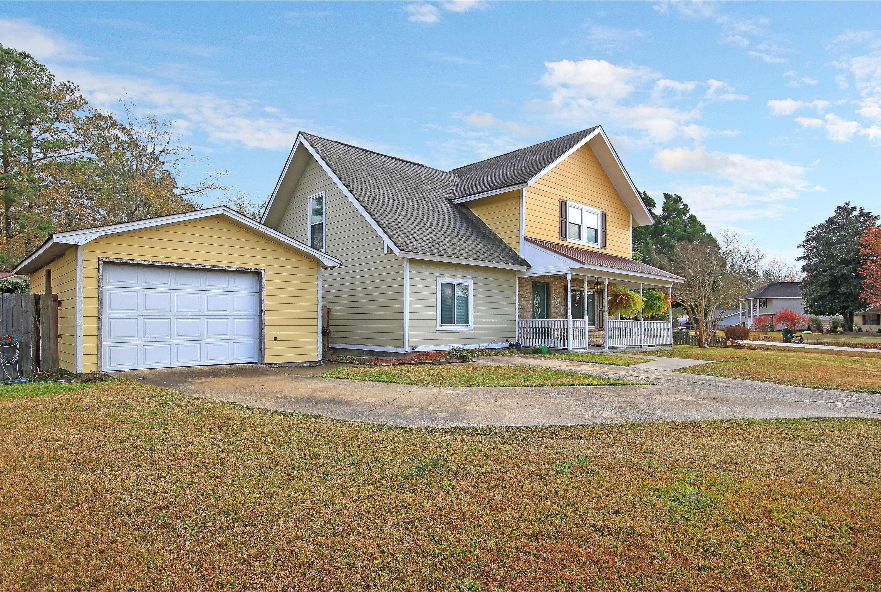 Moncks Corner, SC 29461,301 Resinwood Rd