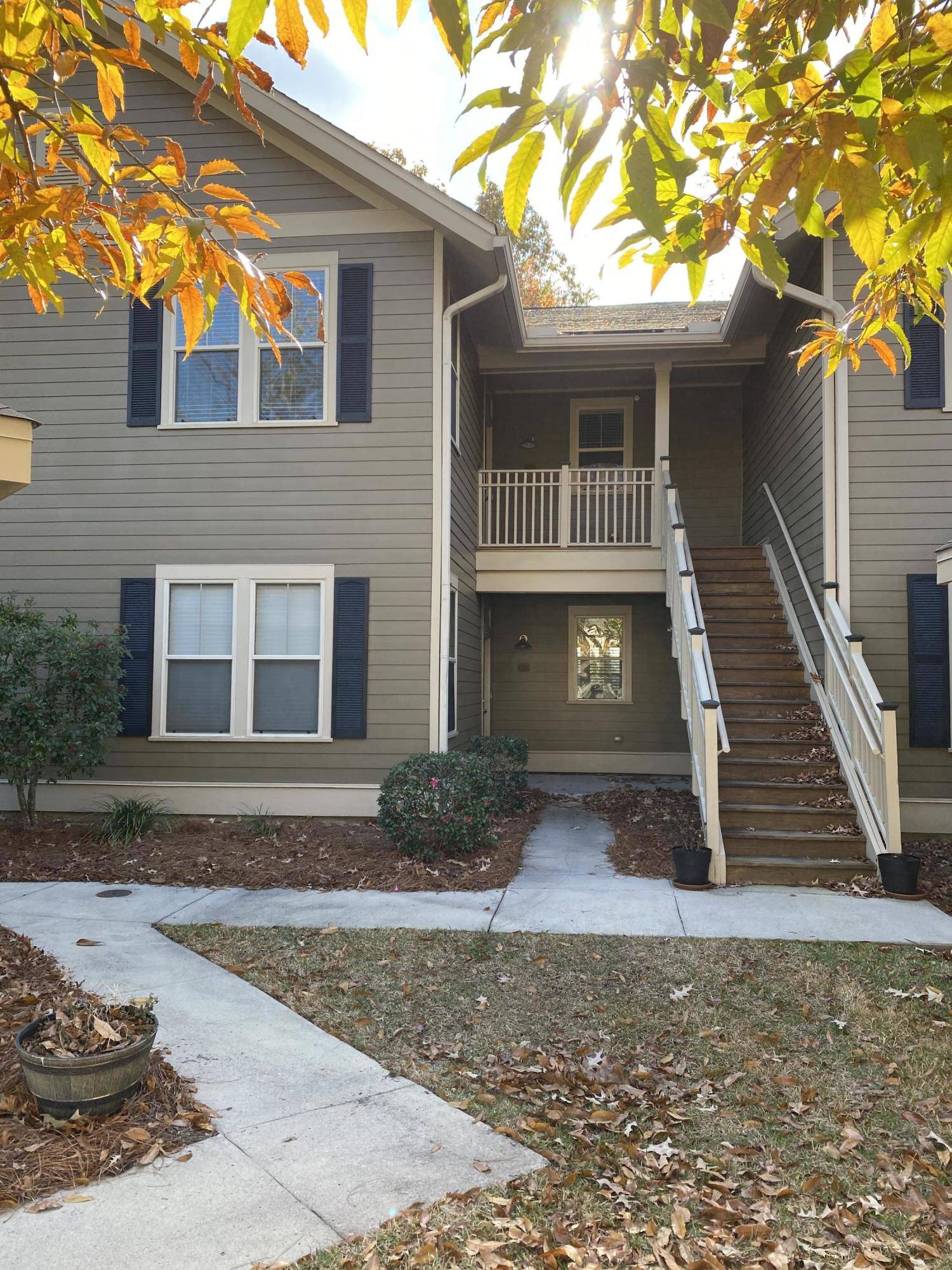 North Charleston, SC 29418,5541 Colonial Chatsworth Cir