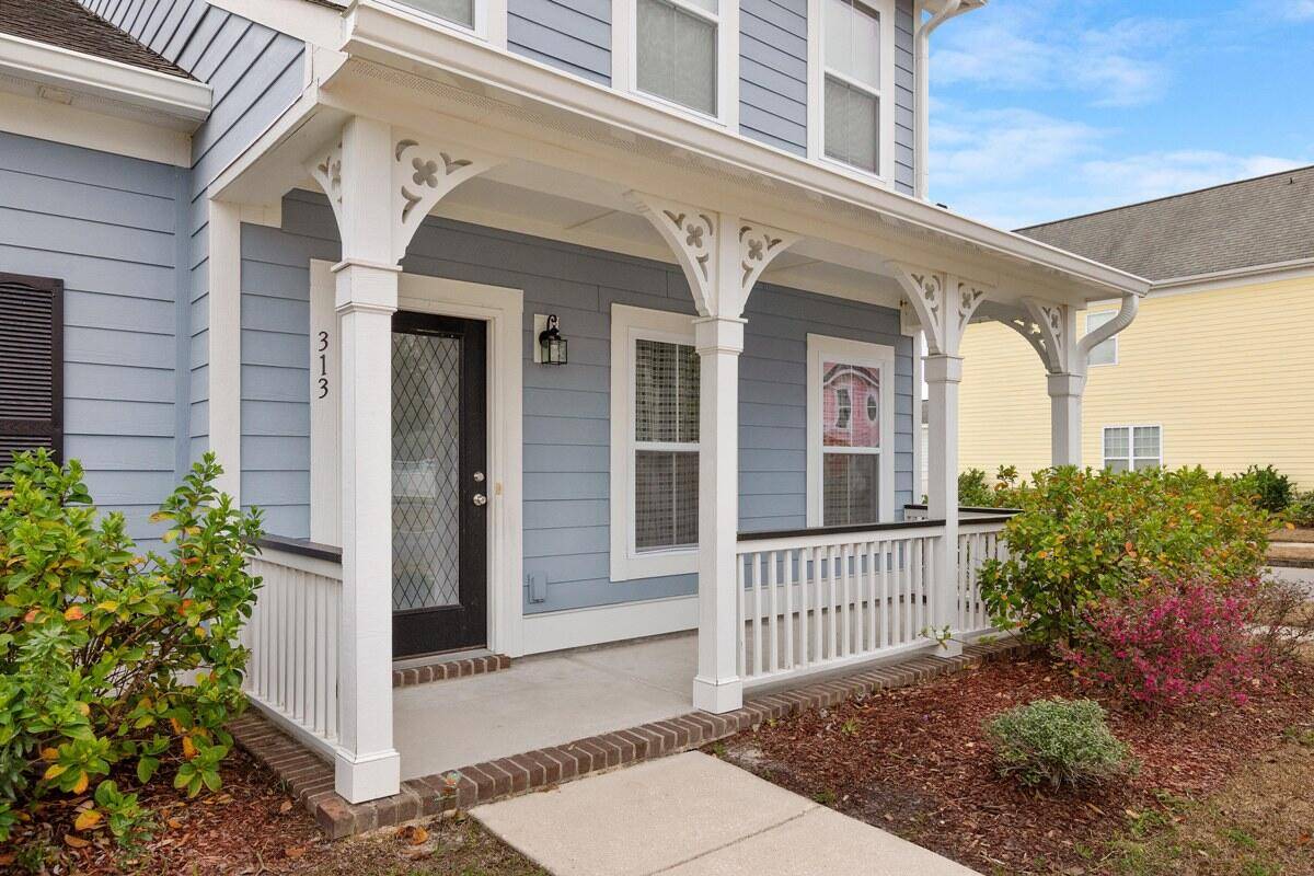 Summerville, SC 29483,313 Forsythia Ave