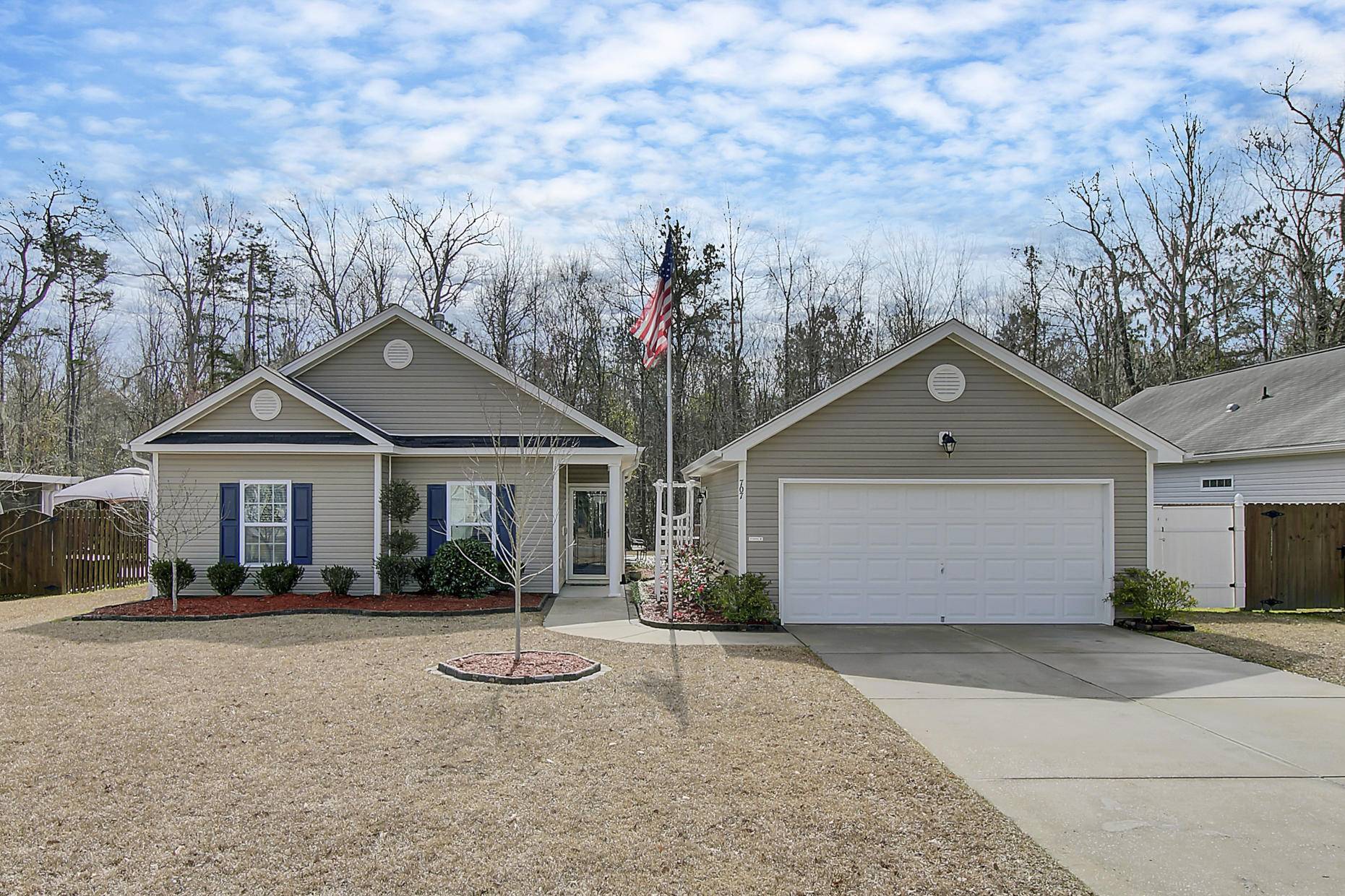 Summerville, SC 29485,707 Savannah River Dr