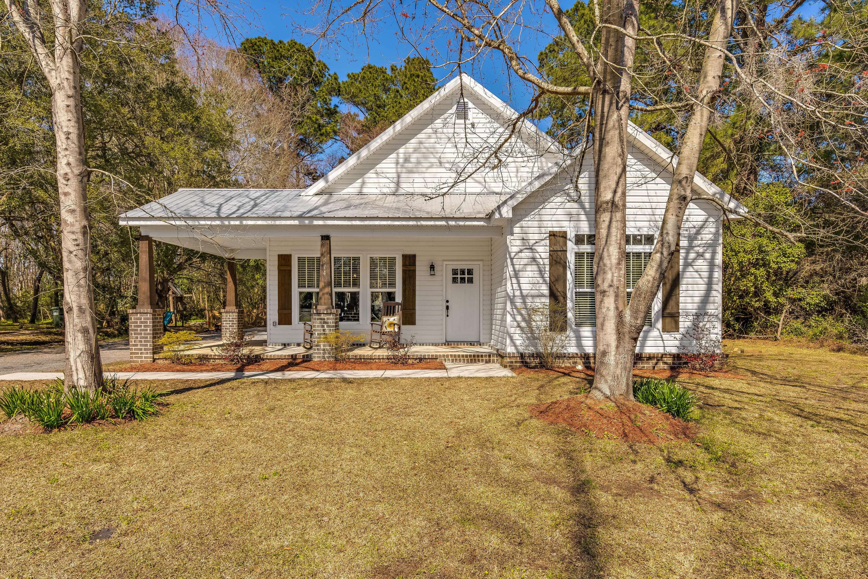 Moncks Corner, SC 29461,514 Horne St