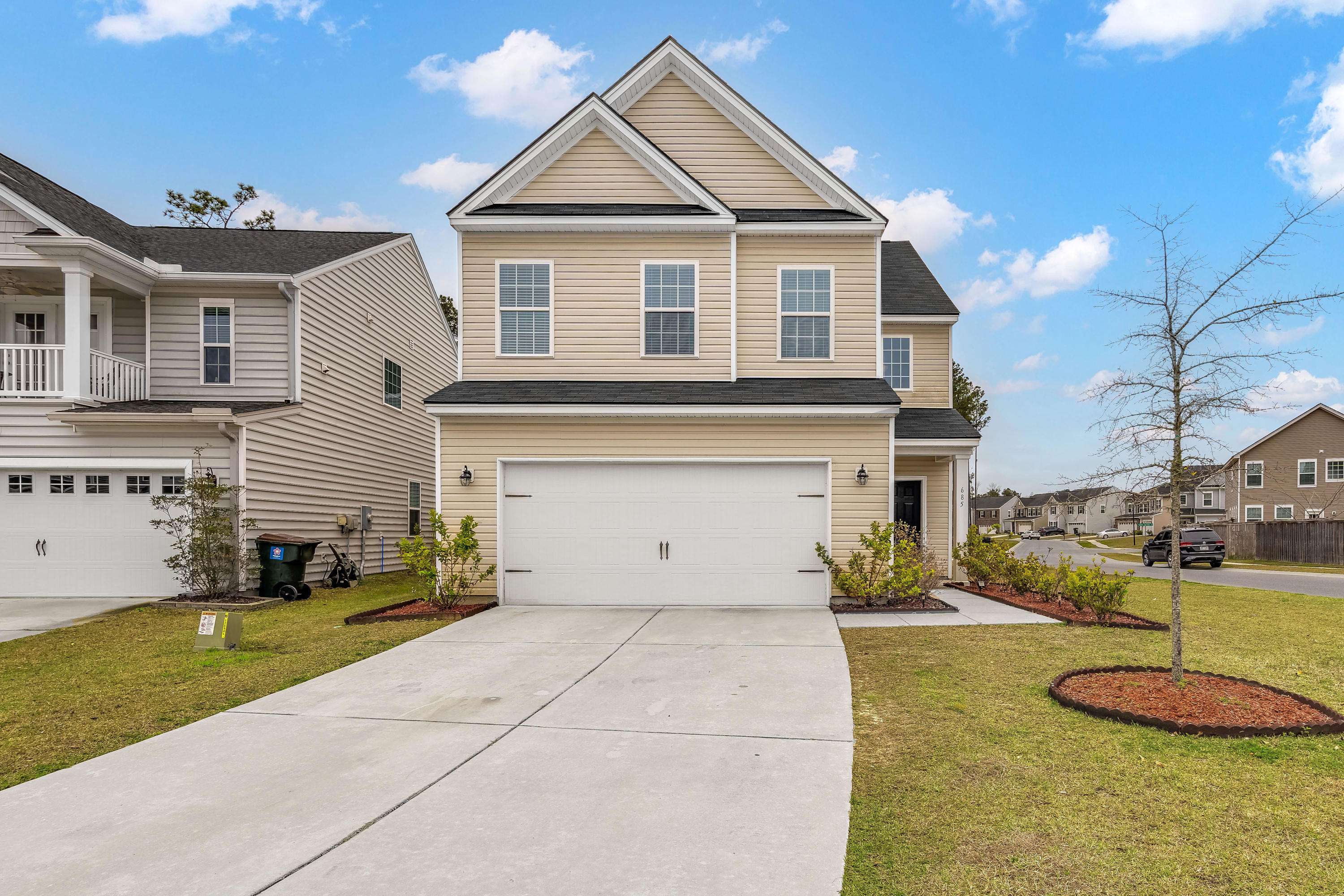 Moncks Corner, SC 29461,685 Silver Moss Dr