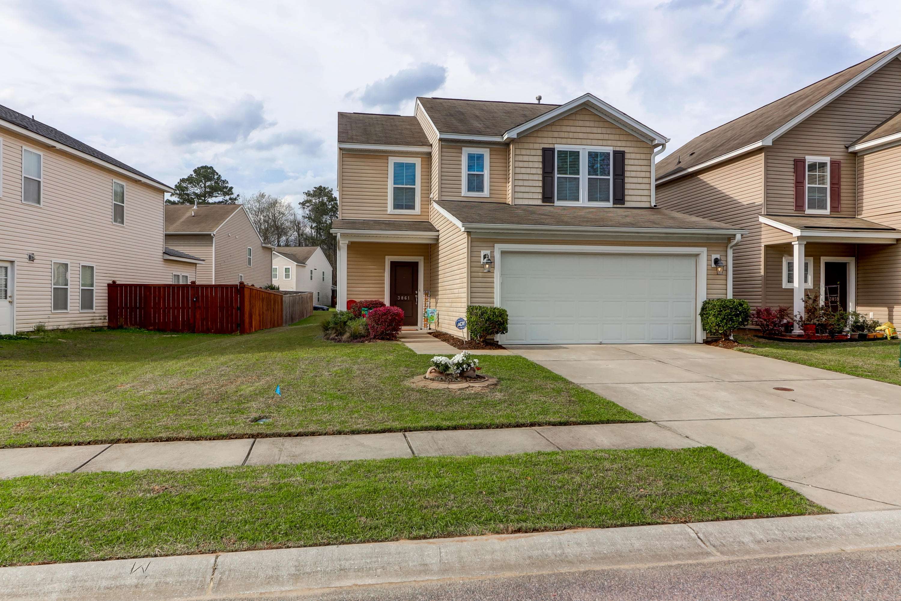 Ladson, SC 29456,3861 Annapolis Way