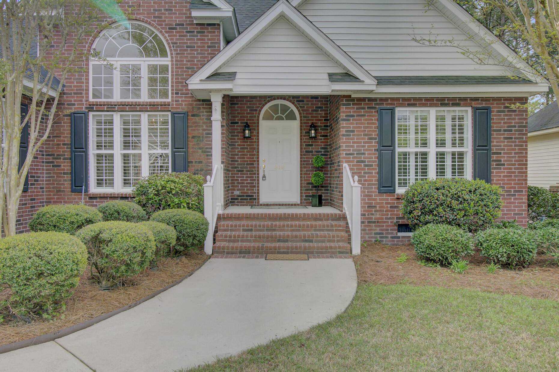 Summerville, SC 29483,318 Prestwick Ct