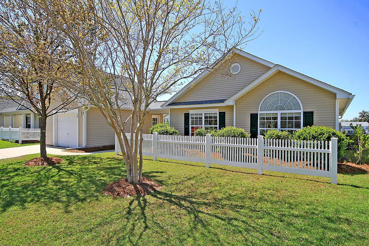 Summerville, SC 29485,107 Savannah River Dr