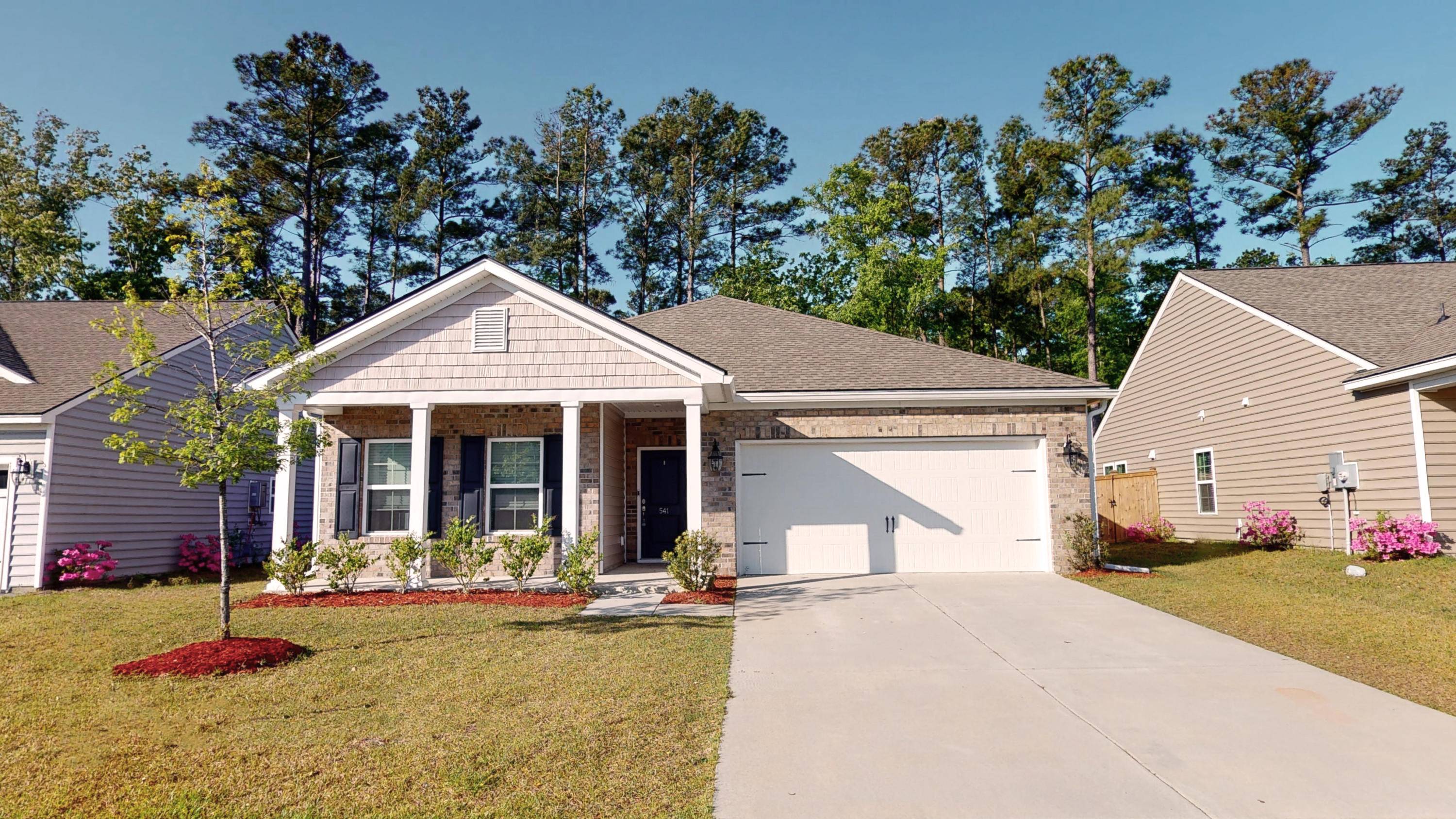 Goose Creek, SC 29445,541 Nandina Dr