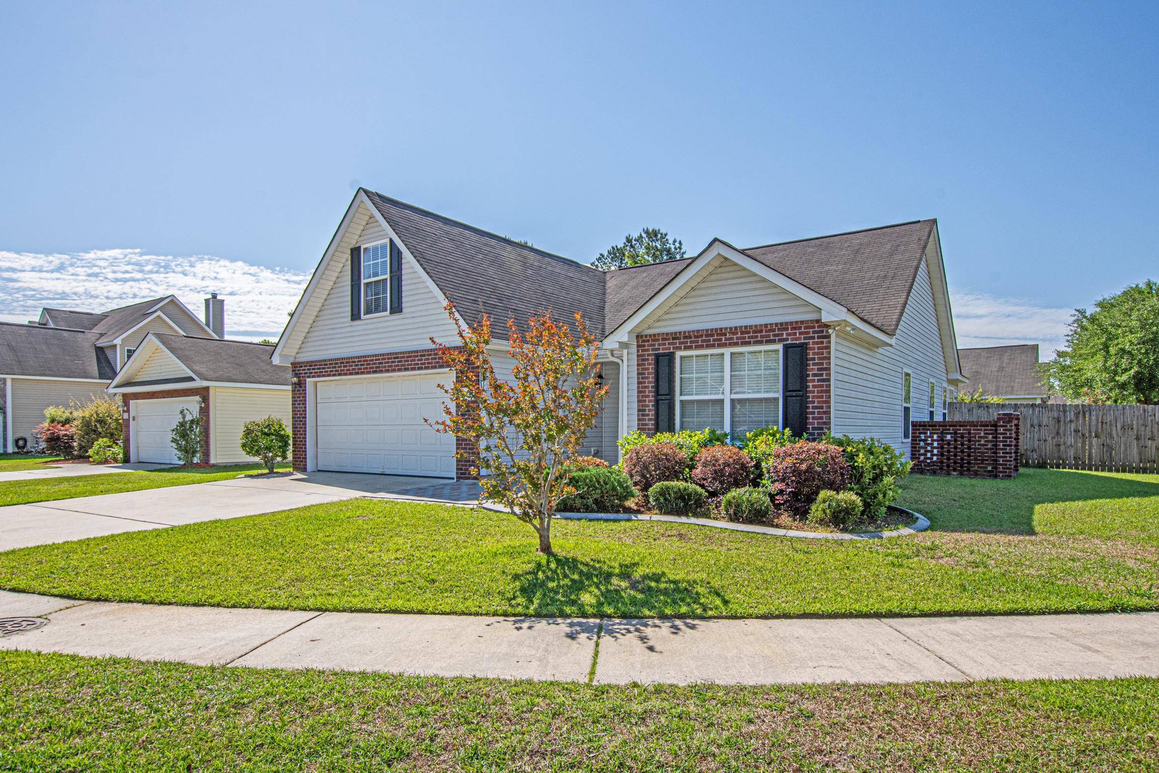 Moncks Corner, SC 29461,214 Everwood Ct