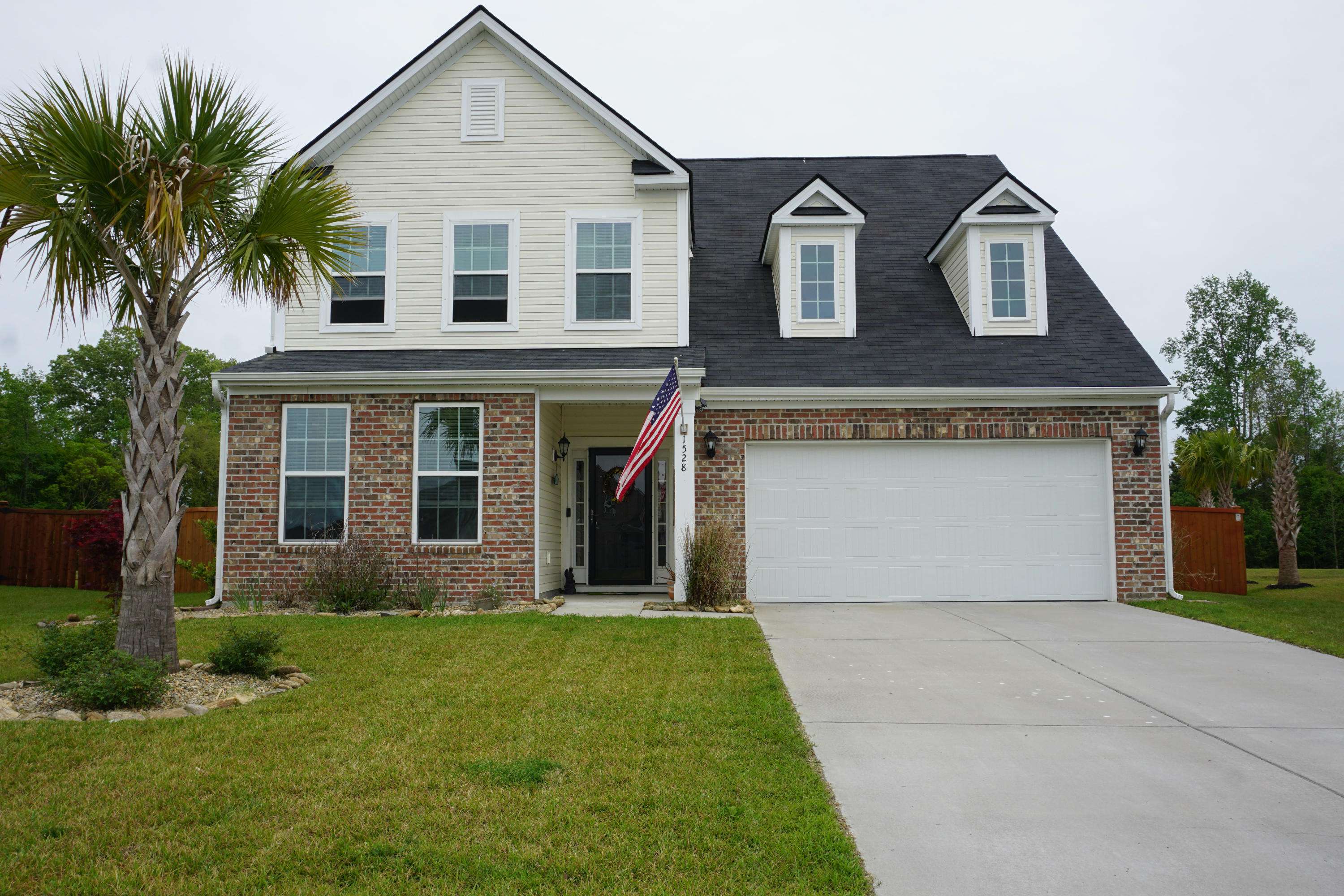 Ladson, SC 29456,1528 Sanborll Landing Dr