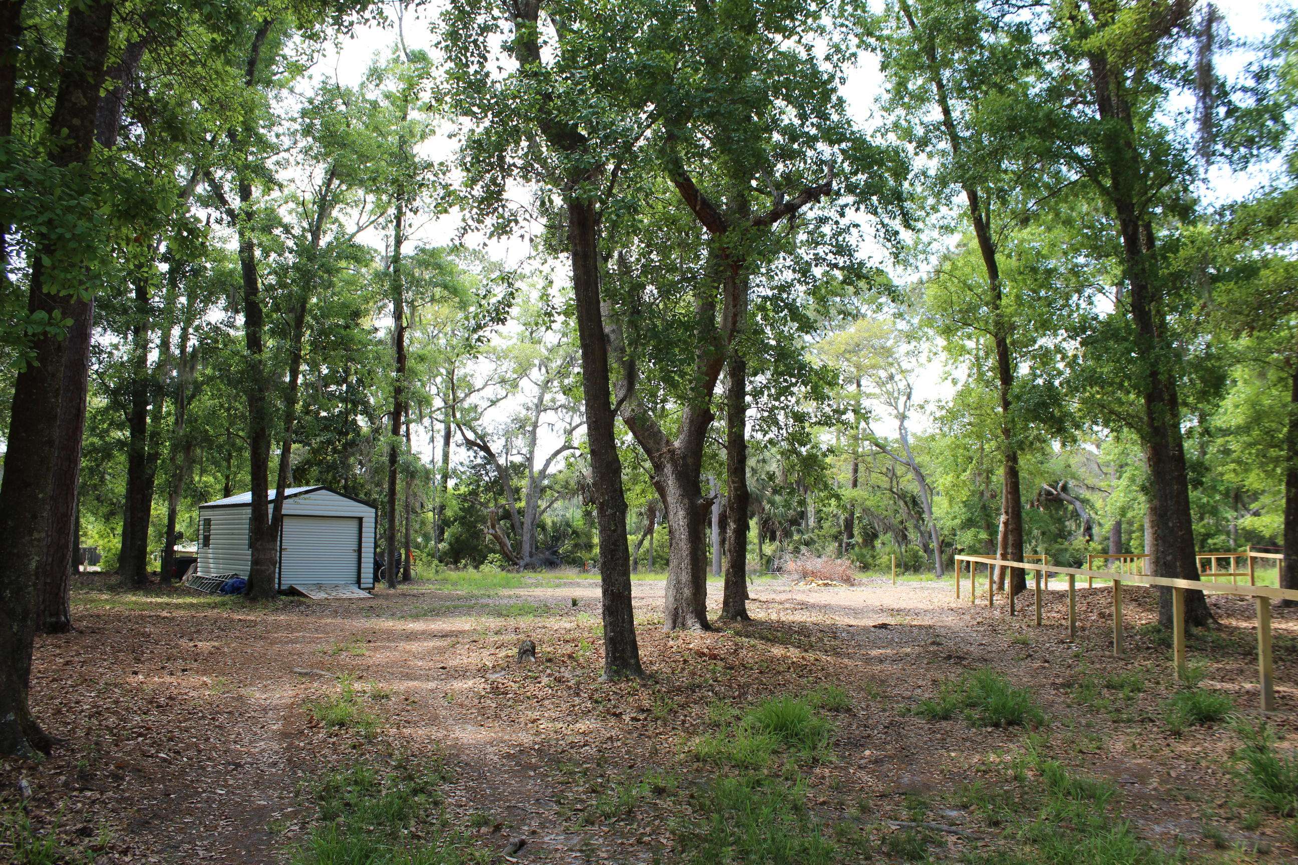 Edisto Island, SC 29438,139 Cotton Bay Rd