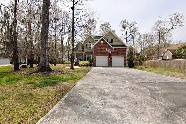 Moncks Corner, SC 29461,1017 Retreat Ave