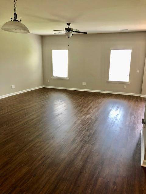 Summerville, SC 29483,220 Longford Dr