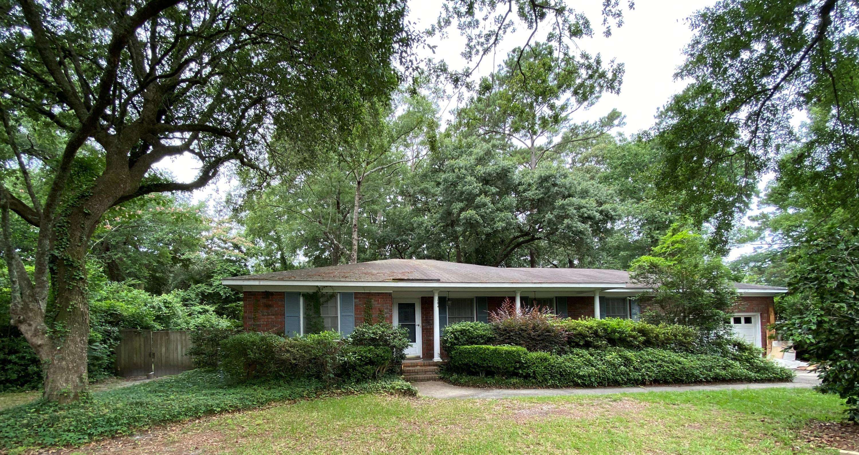 Summerville, SC 29485,104 Chucker Ct