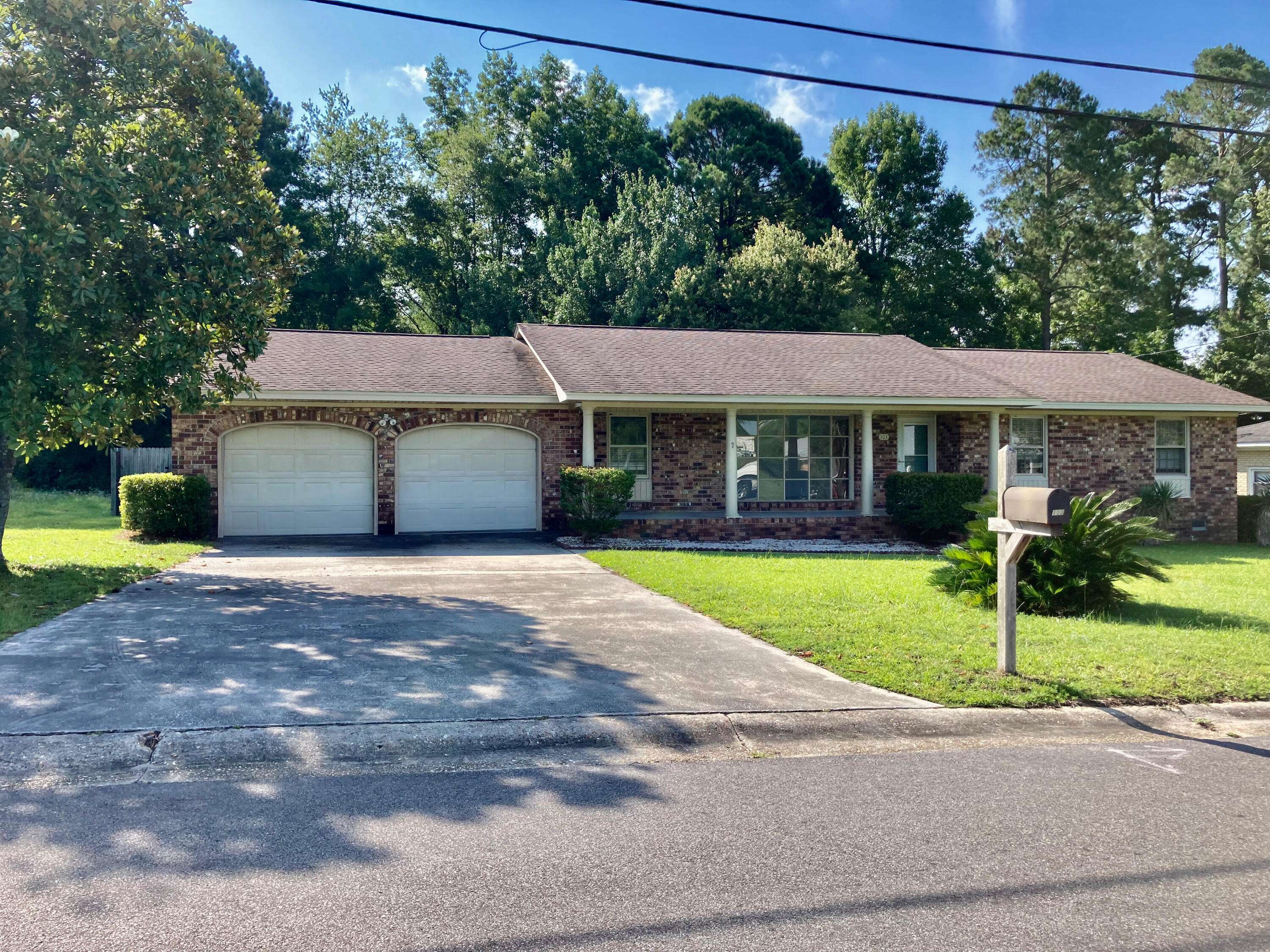 Summerville, SC 29485,103 Tasker Dr