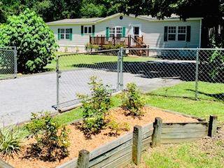 Summerville, SC 29483,105 Frank St