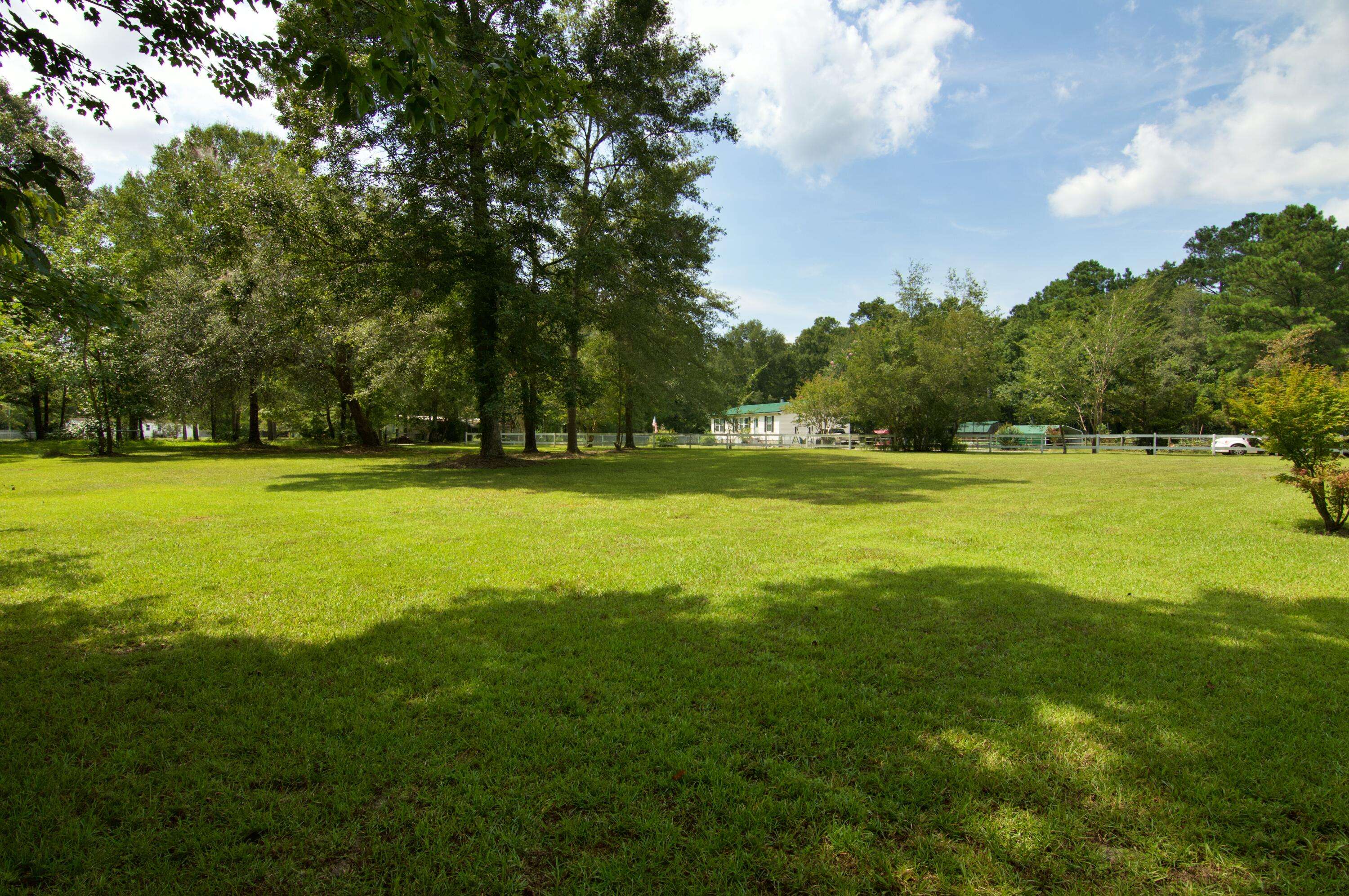 Bonneau, SC 29431,136 Tranquil Way