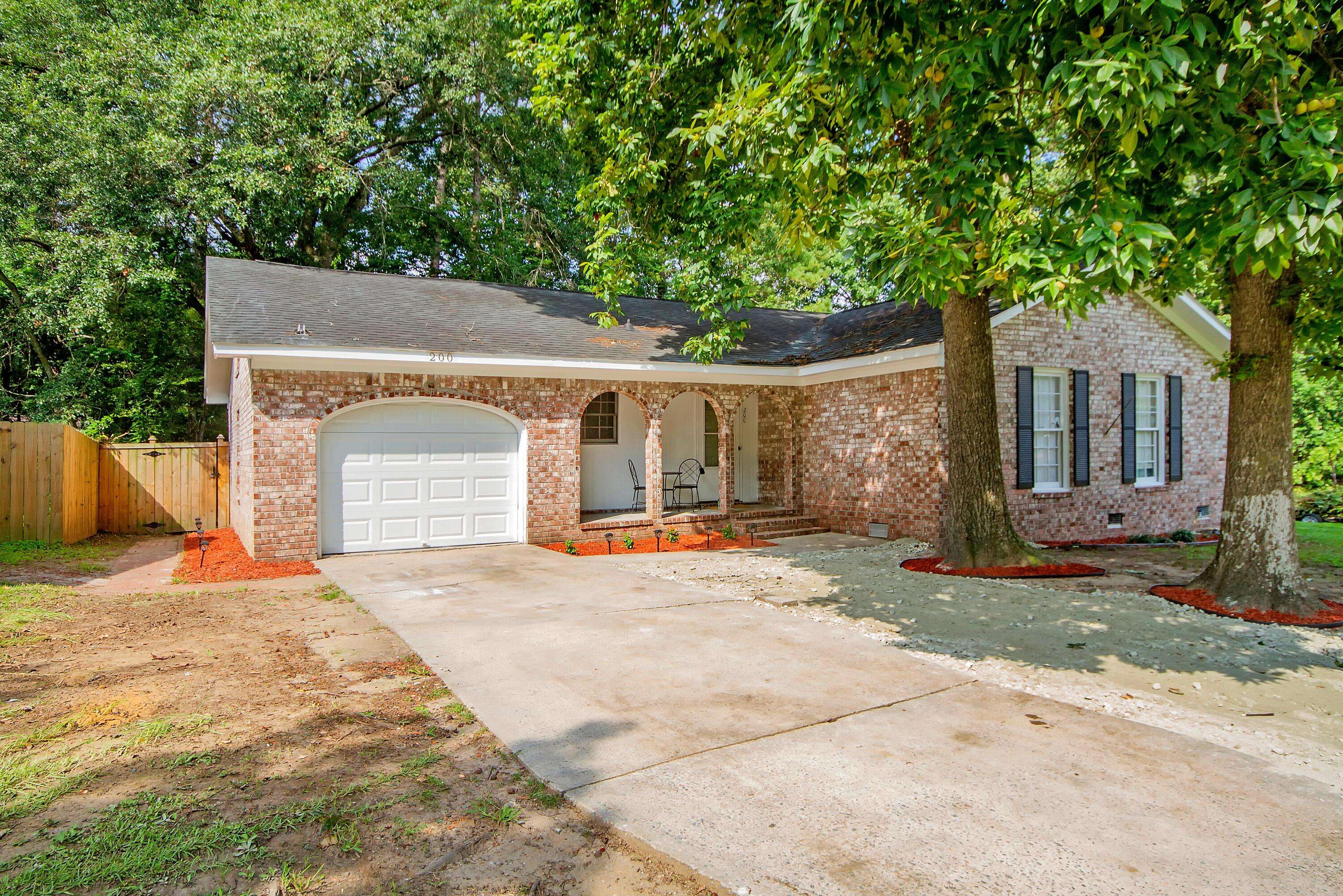 Ladson, SC 29456,200 Finch St