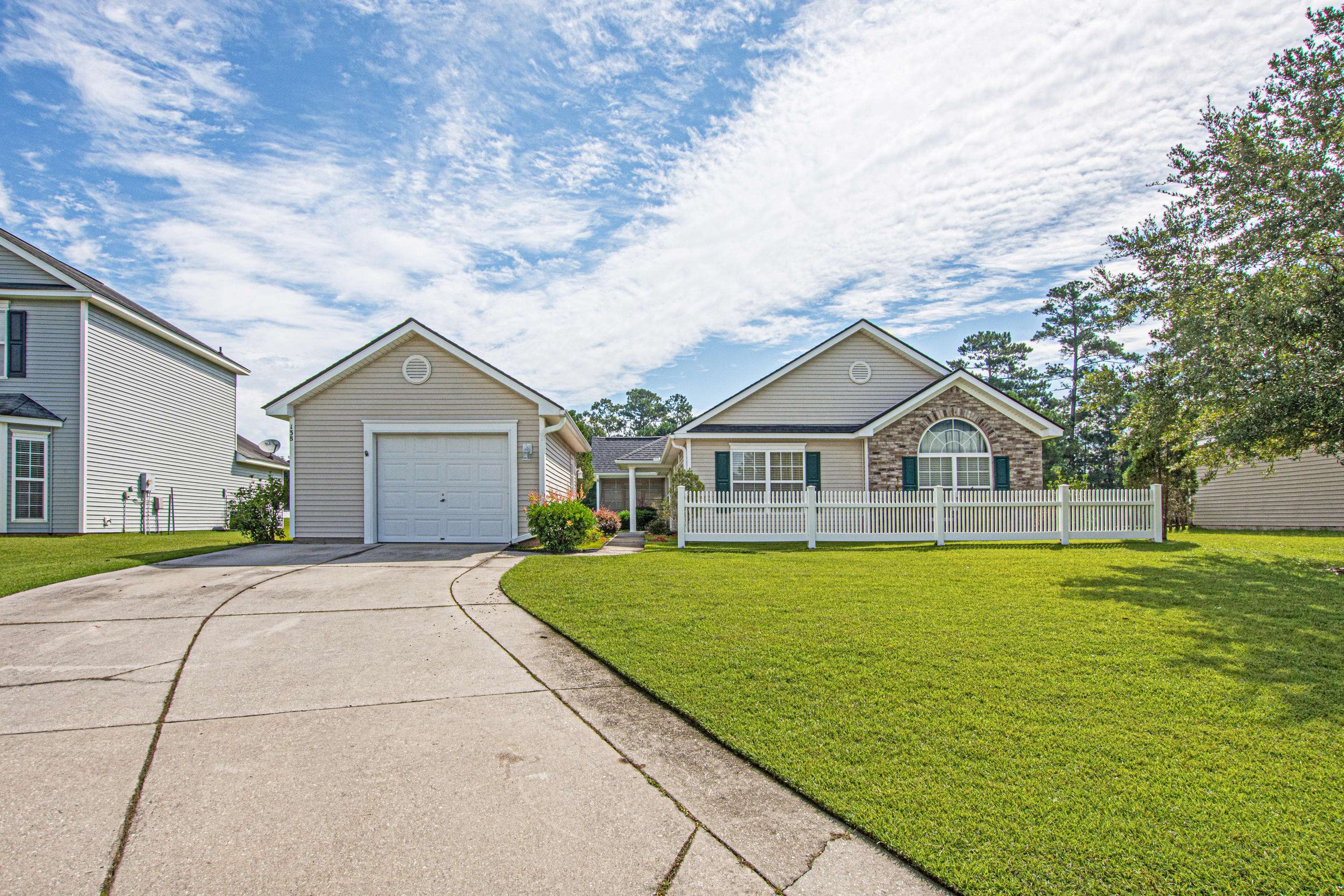 Summerville, SC 29485,138 Savannah River Dr