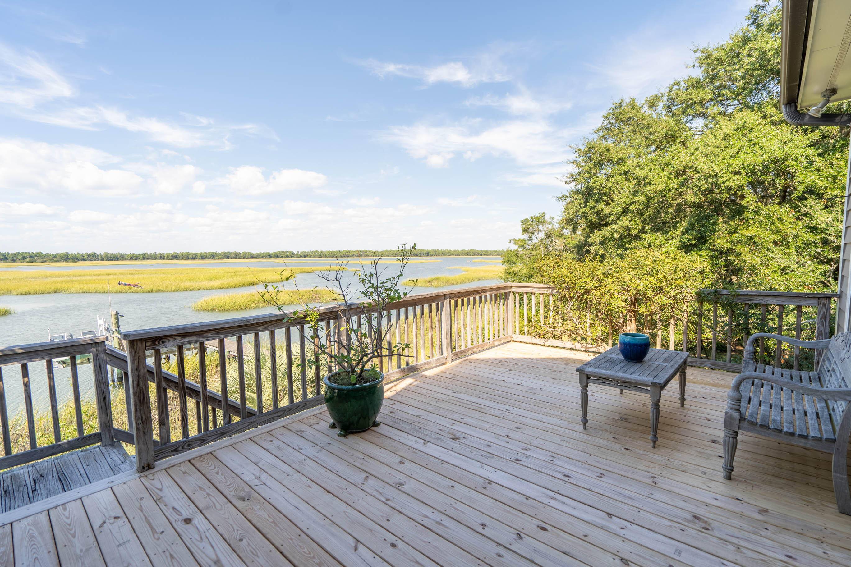 Folly Beach, SC 29439,292 Little Oak Island Dr