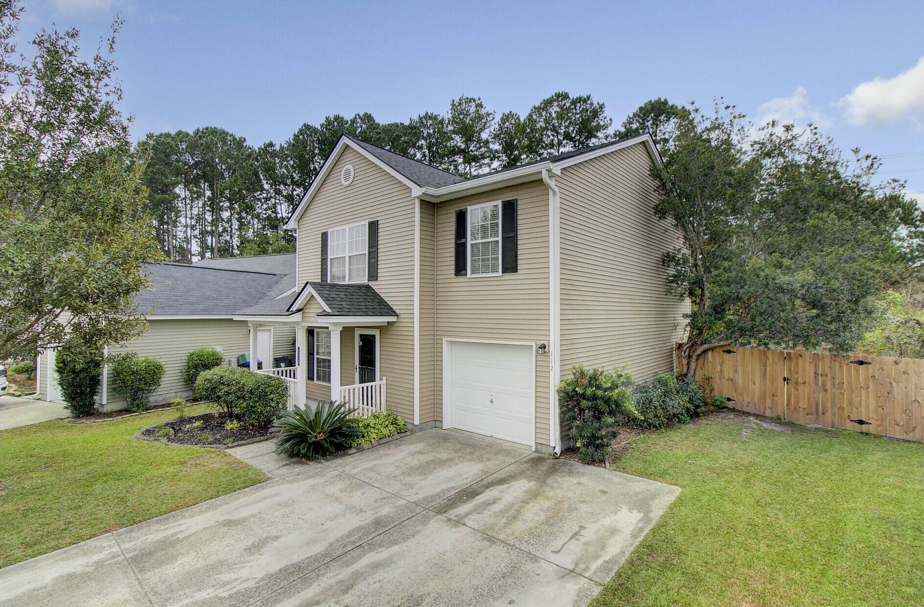 Summerville, SC 29483,112 Avonshire Dr